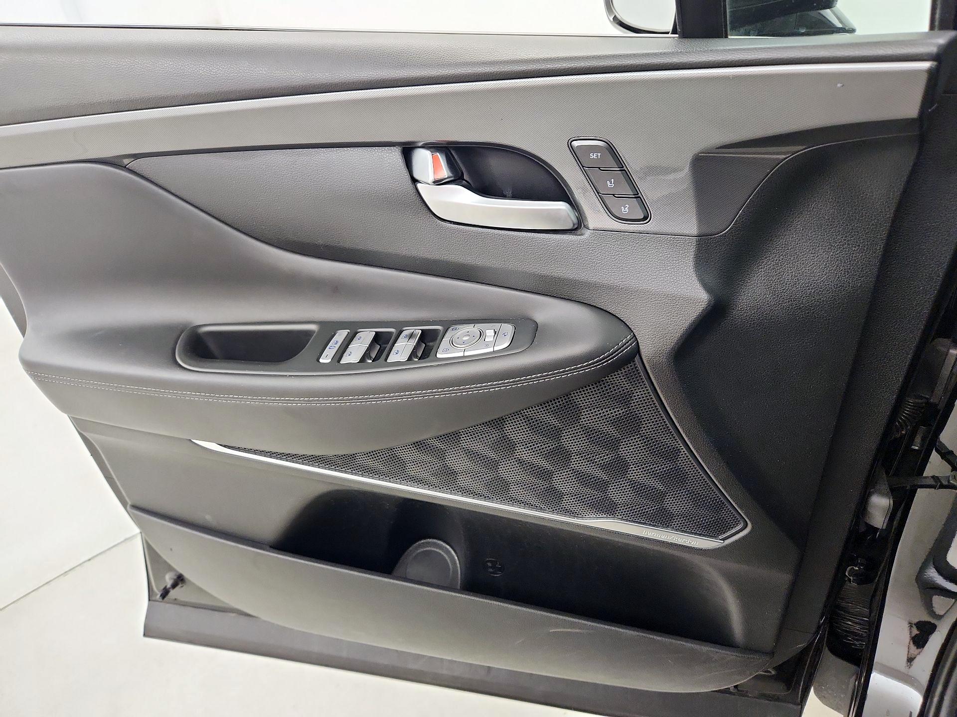 Thumbnail: 2023 Hyundai Santa Fe - 12