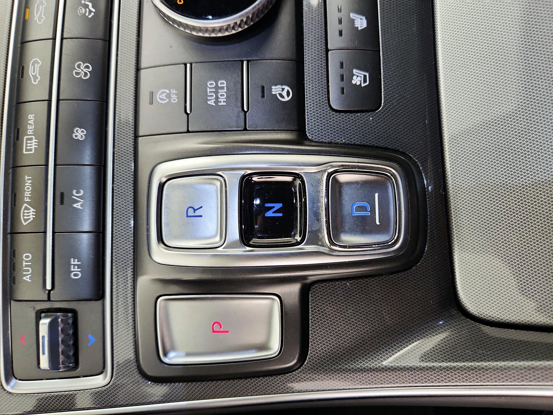 Thumbnail: 2023 Hyundai Santa Fe - 18