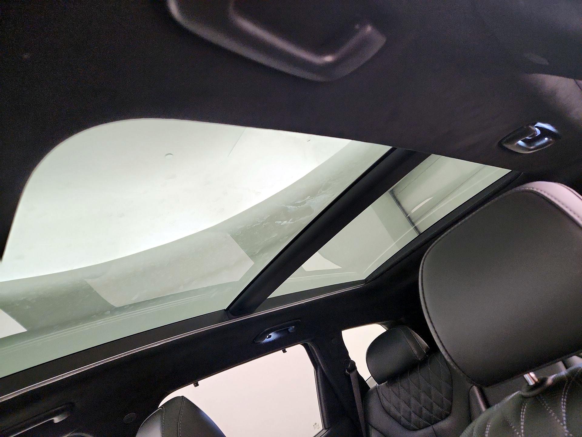 Thumbnail: 2023 Hyundai Santa Fe - 20