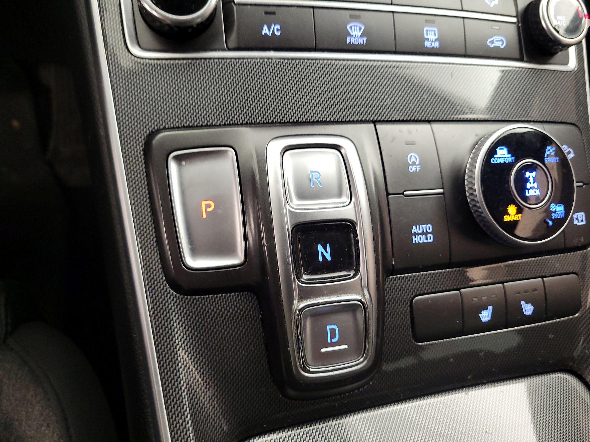 Thumbnail: 2022 Hyundai Santa Fe - 17