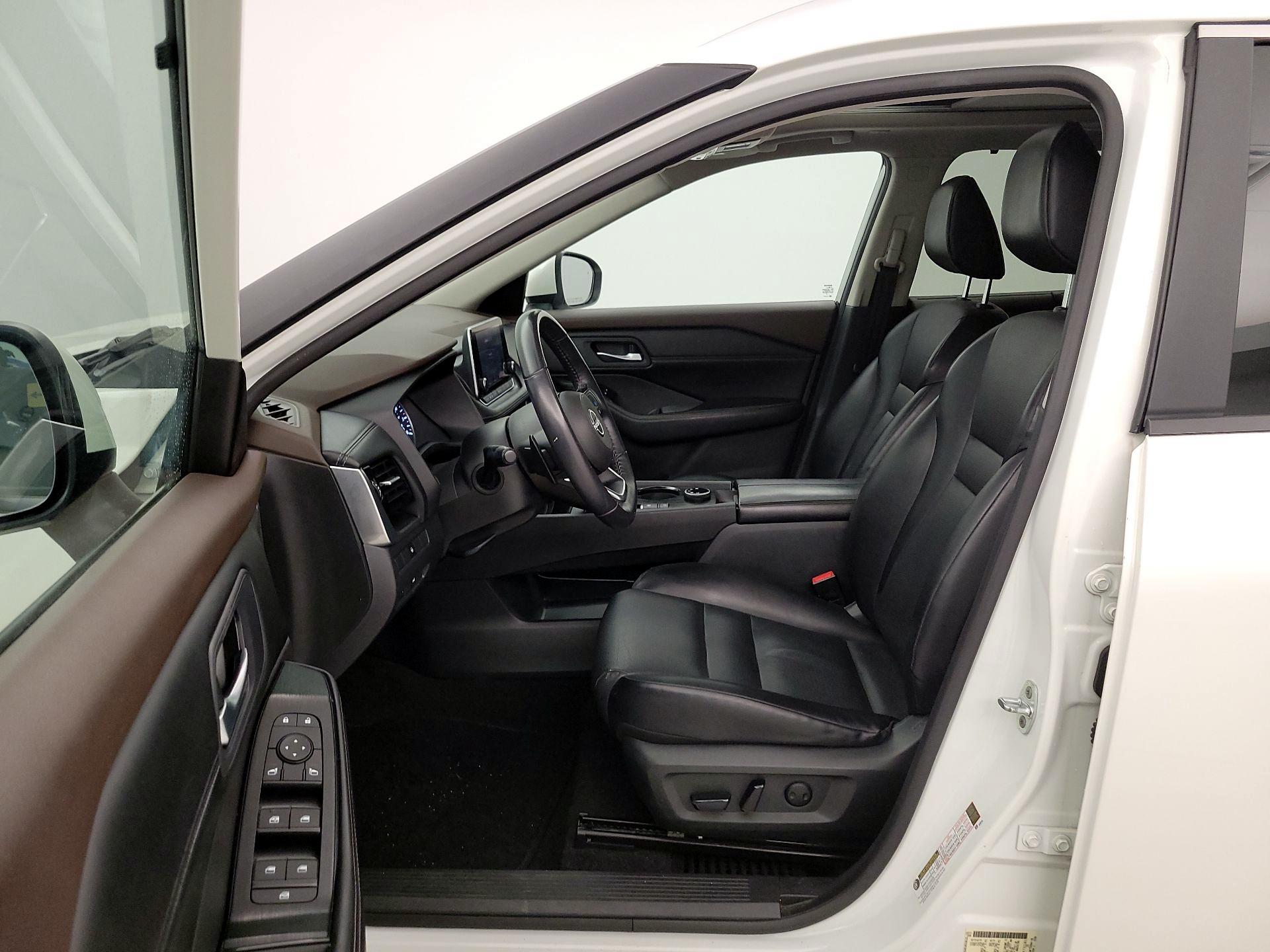 Thumbnail: 2022 Nissan Rogue - 11