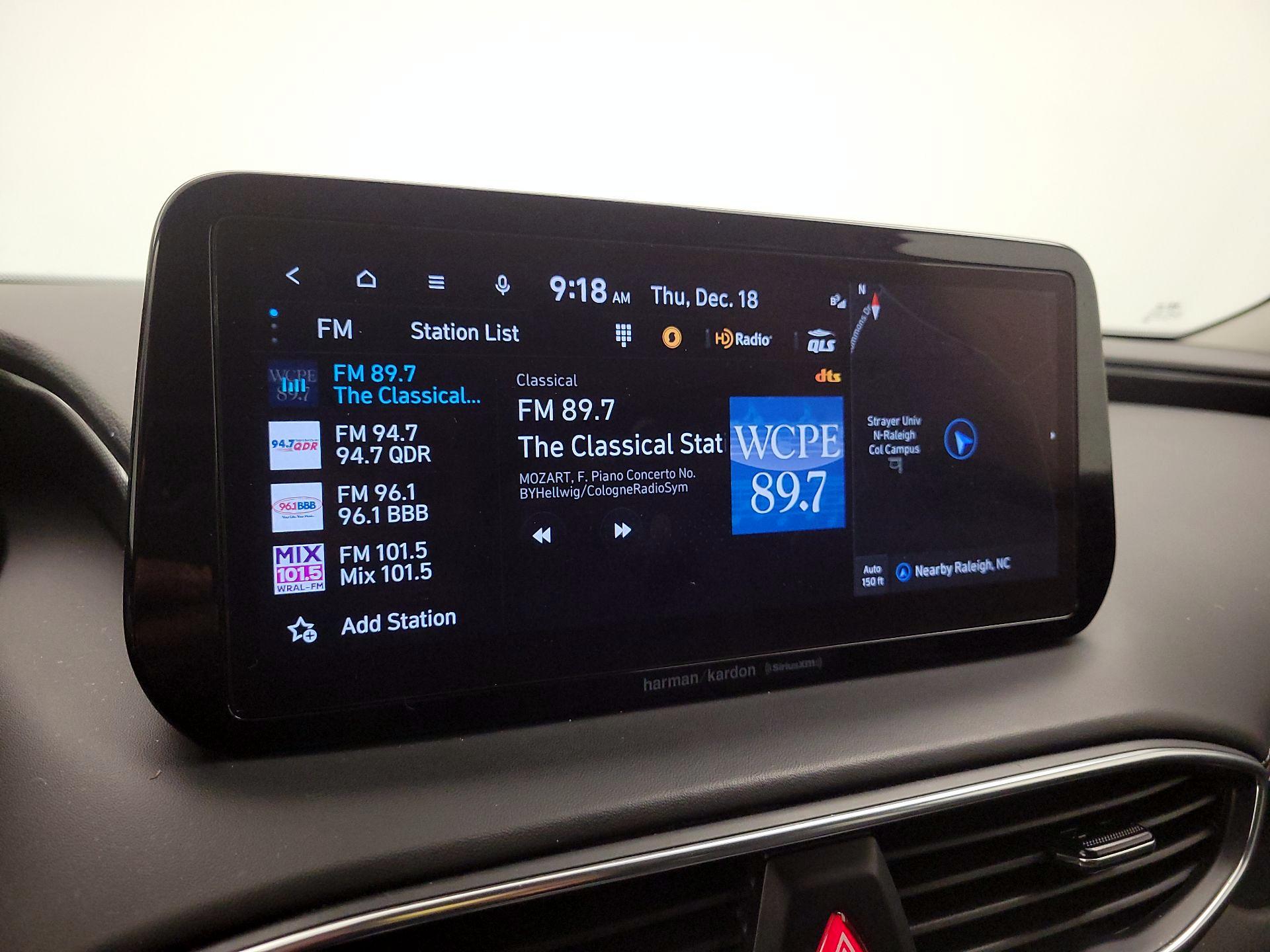 Thumbnail: 2022 Hyundai Santa Fe - 16