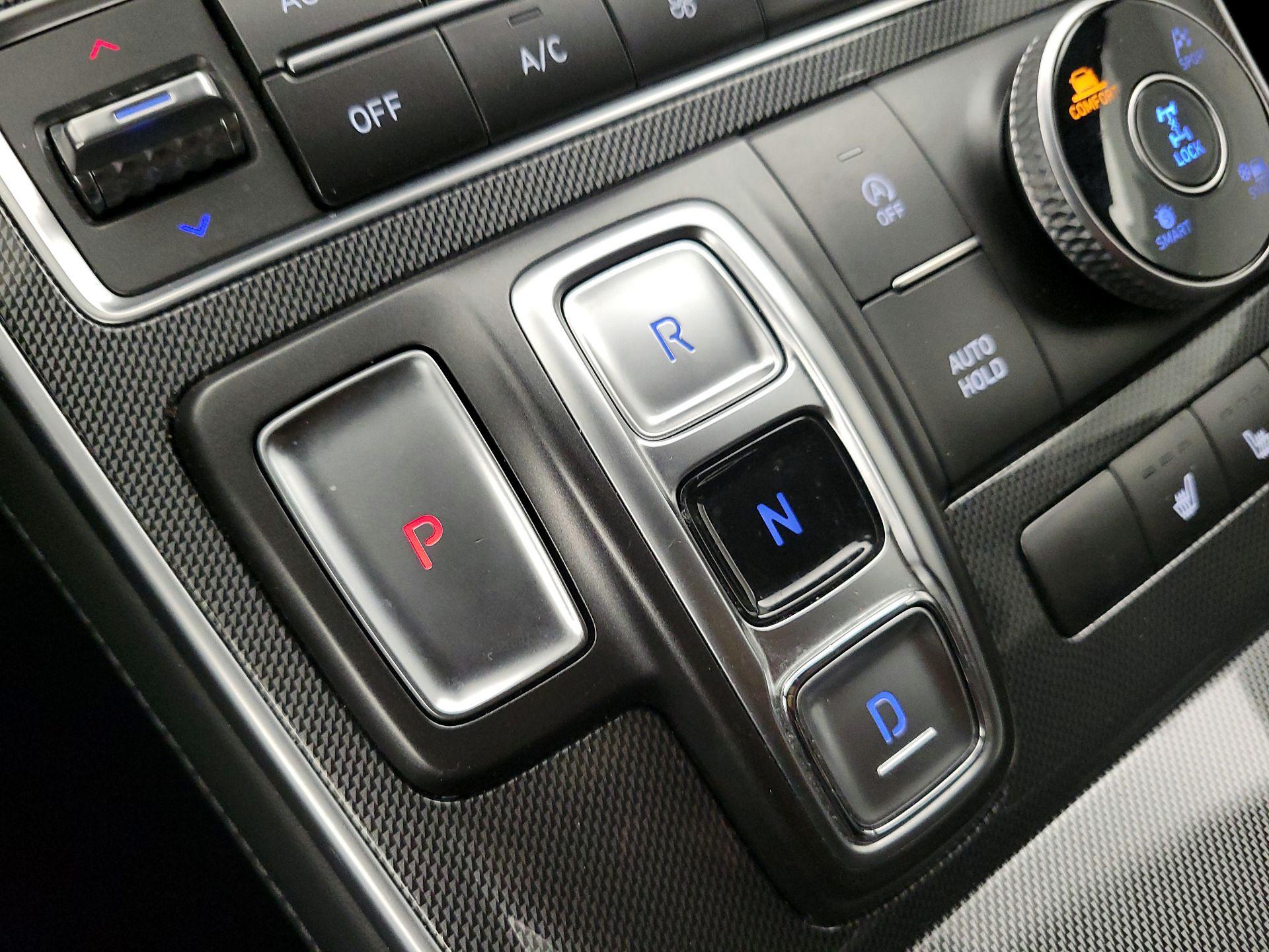 Thumbnail: 2022 Hyundai Santa Fe - 18