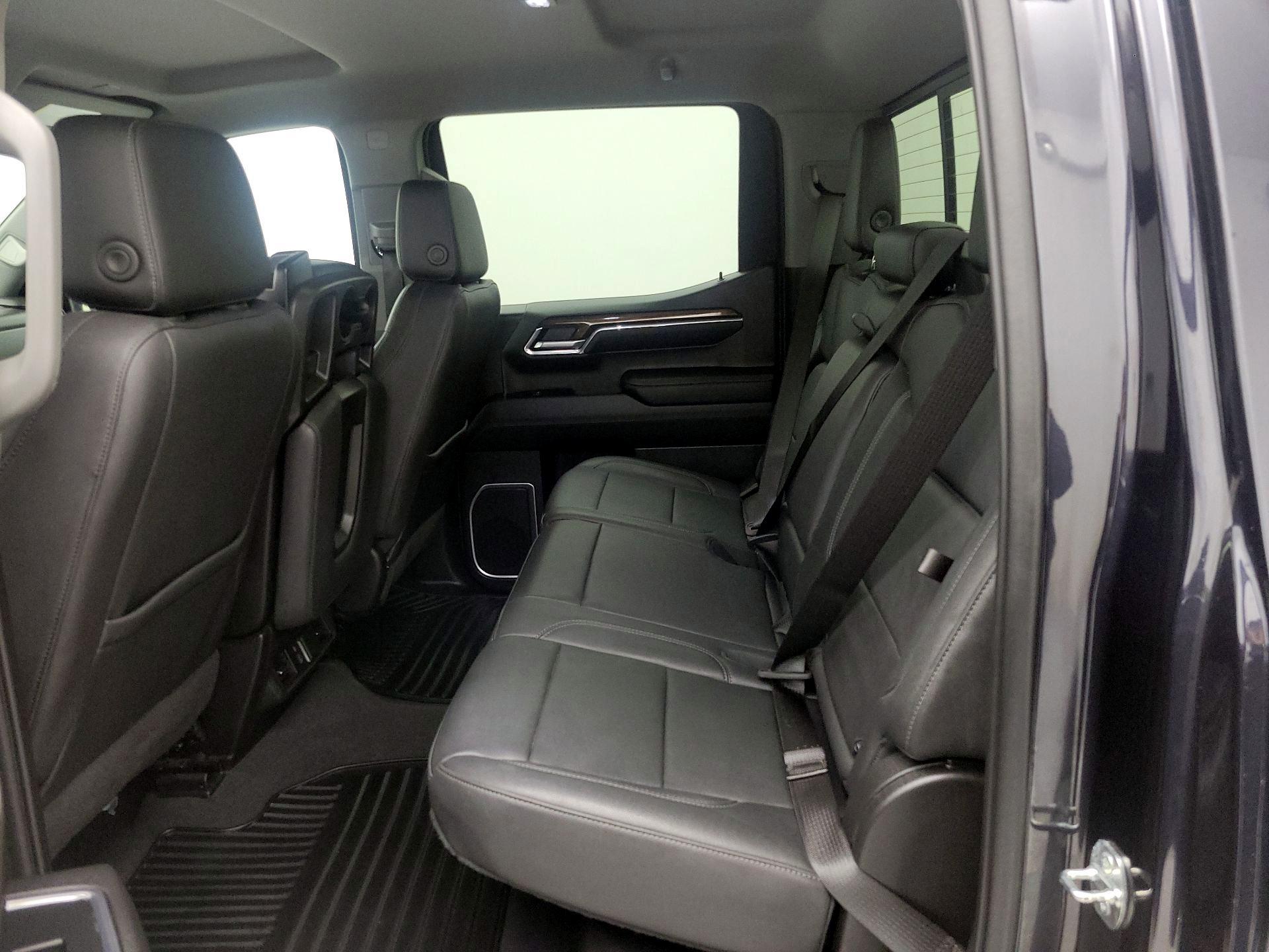 Thumbnail: 2023 Chevrolet Silverado 1500 - 18