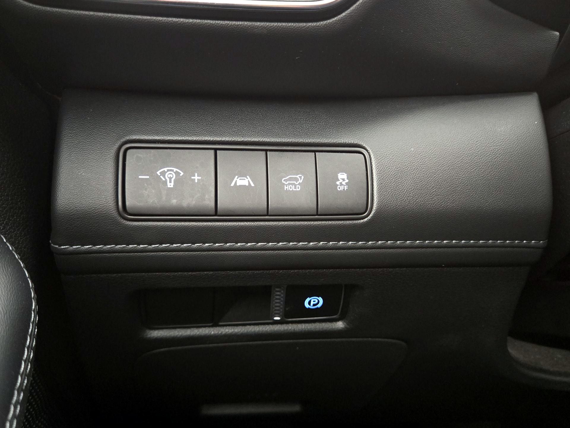 Thumbnail: 2022 Hyundai Santa Fe - 13