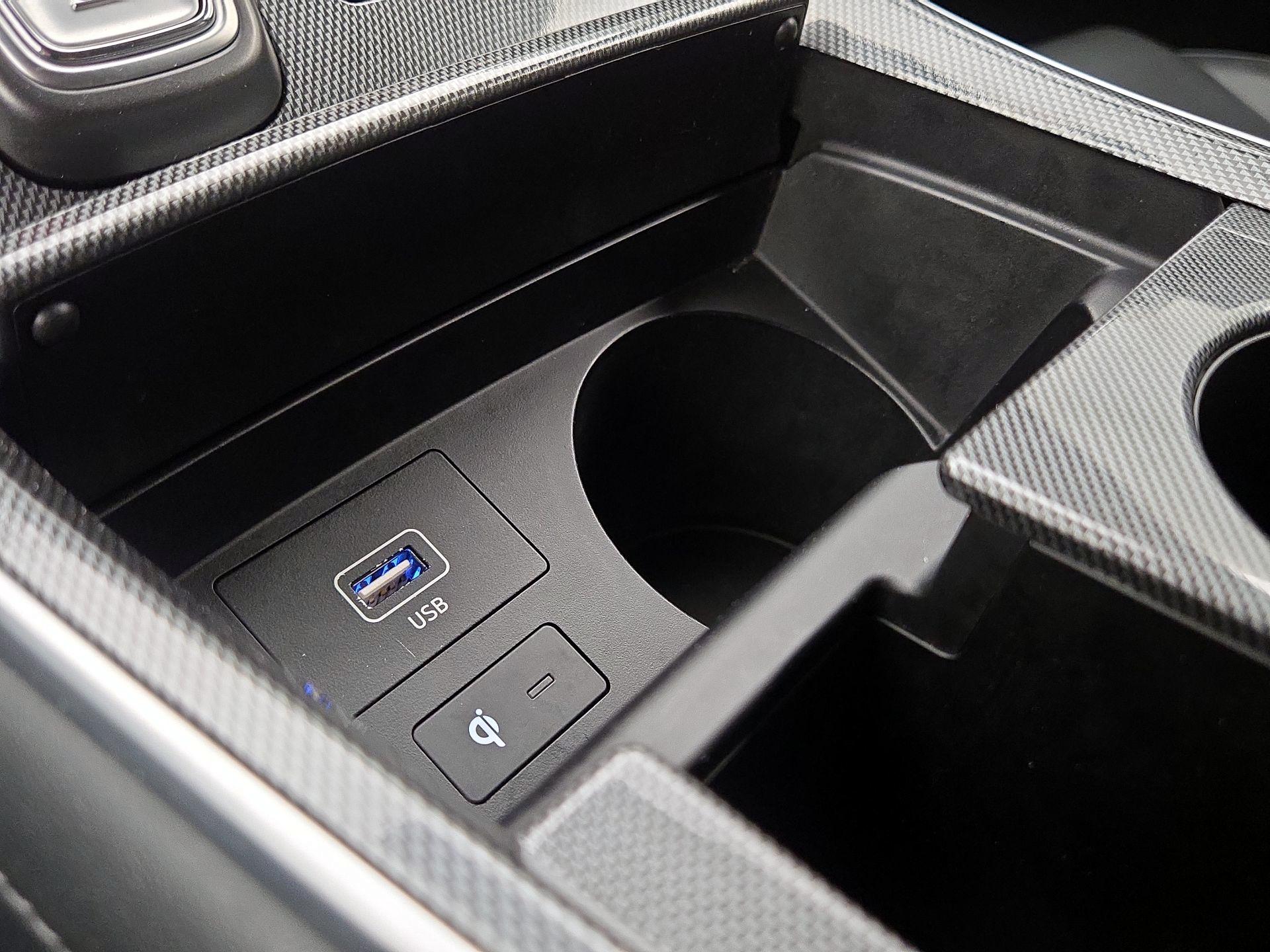 Thumbnail: 2022 Hyundai Santa Fe - 18