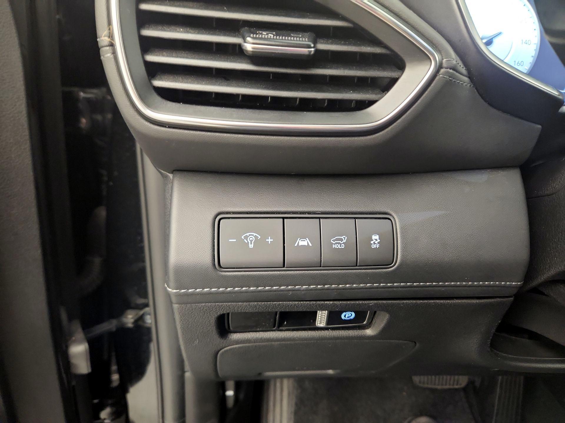 Thumbnail: 2023 Hyundai Santa Fe - 11