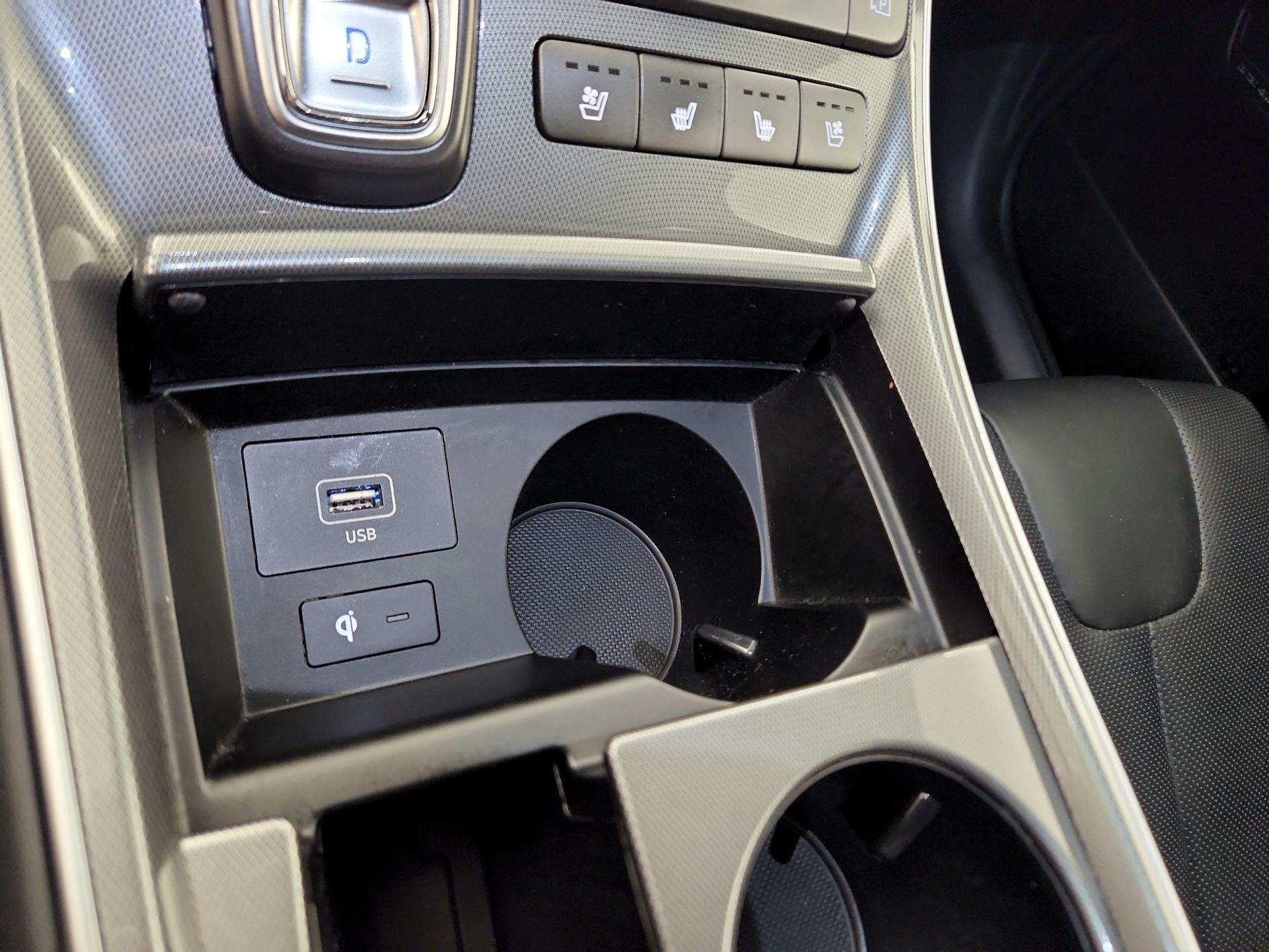 Thumbnail: 2023 Hyundai Santa Fe - 17