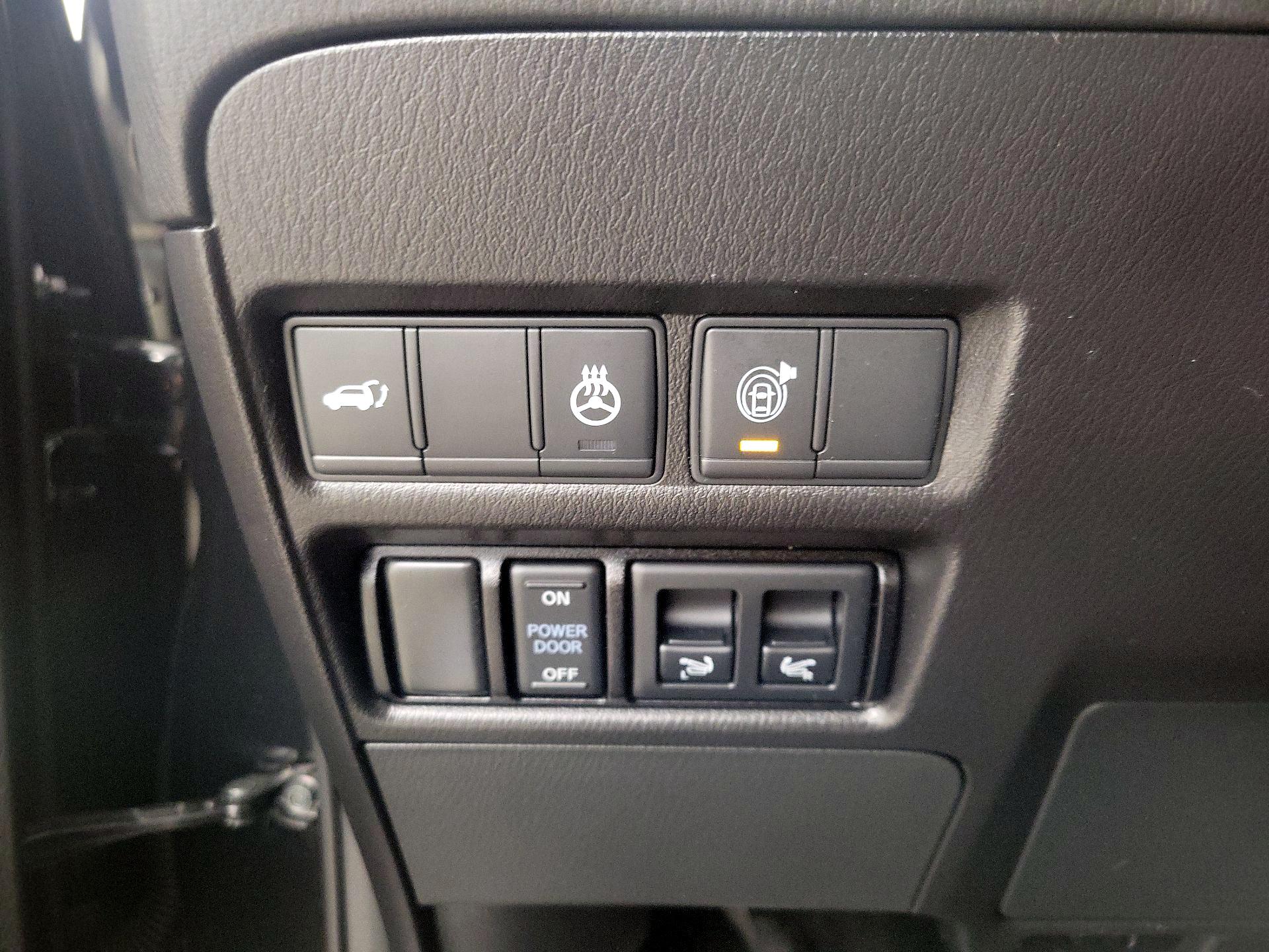 Thumbnail: 2022 INFINITI QX80 - 13