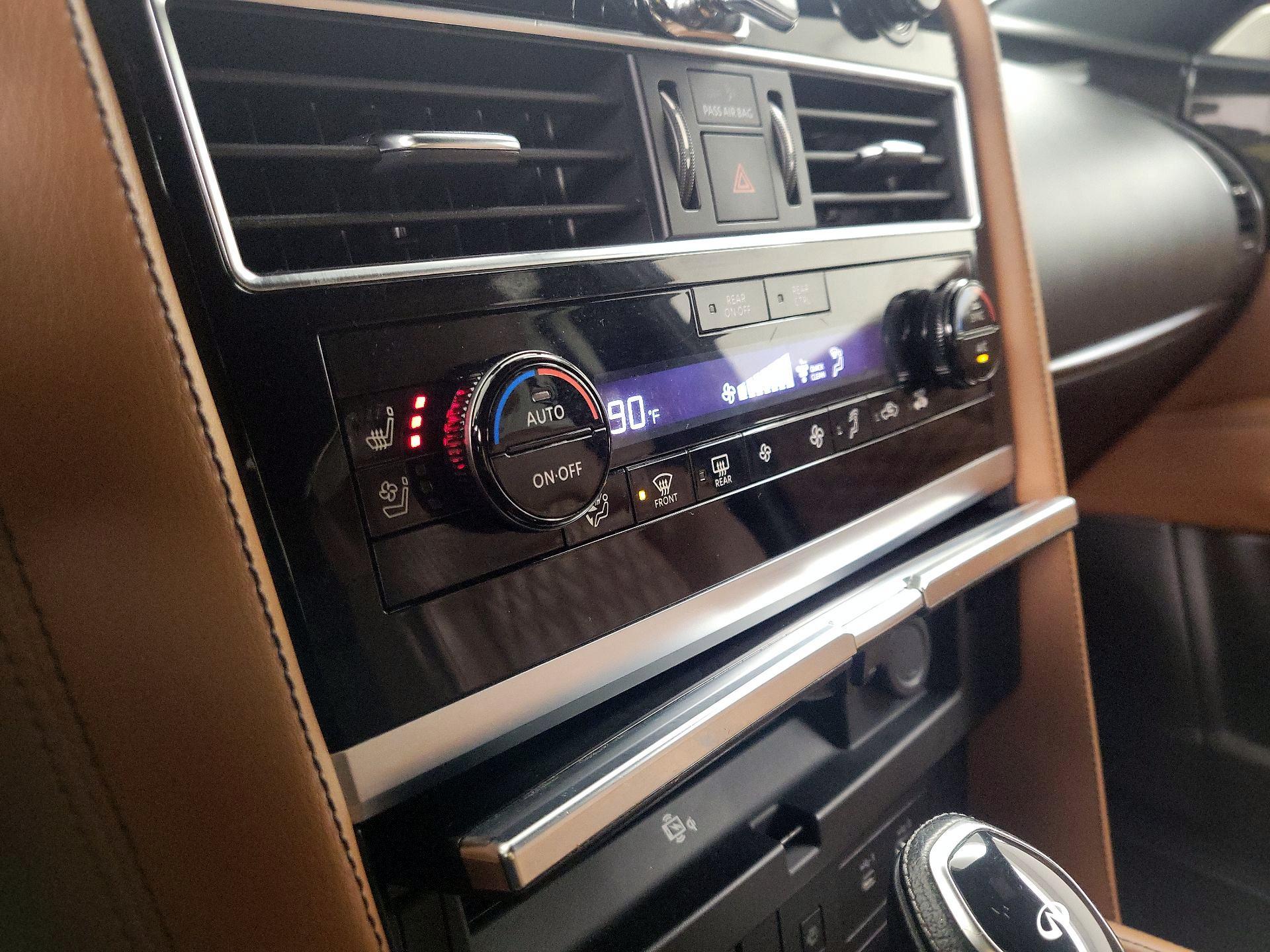 Thumbnail: 2022 INFINITI QX80 - 17