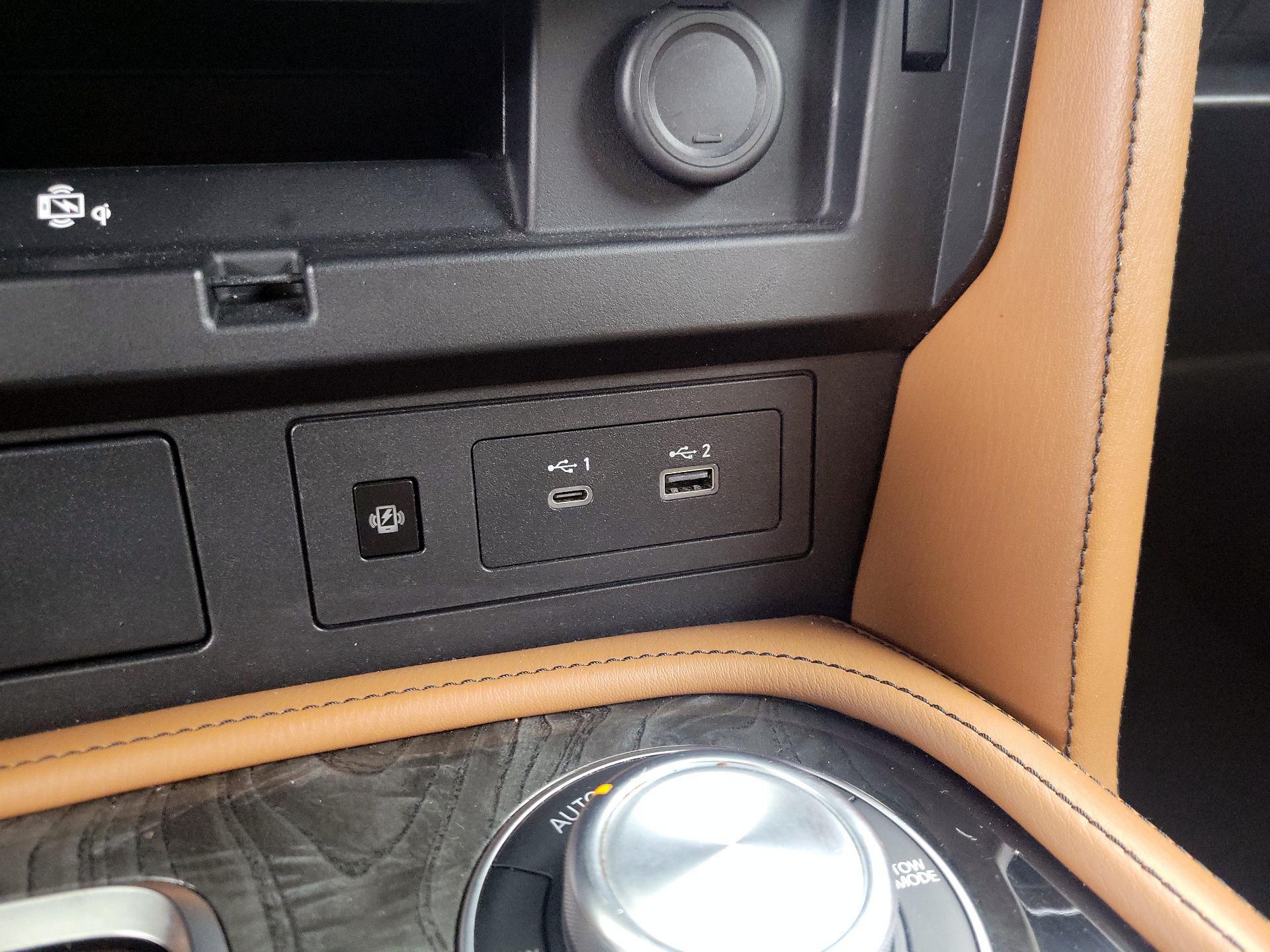 Thumbnail: 2022 INFINITI QX80 - 19