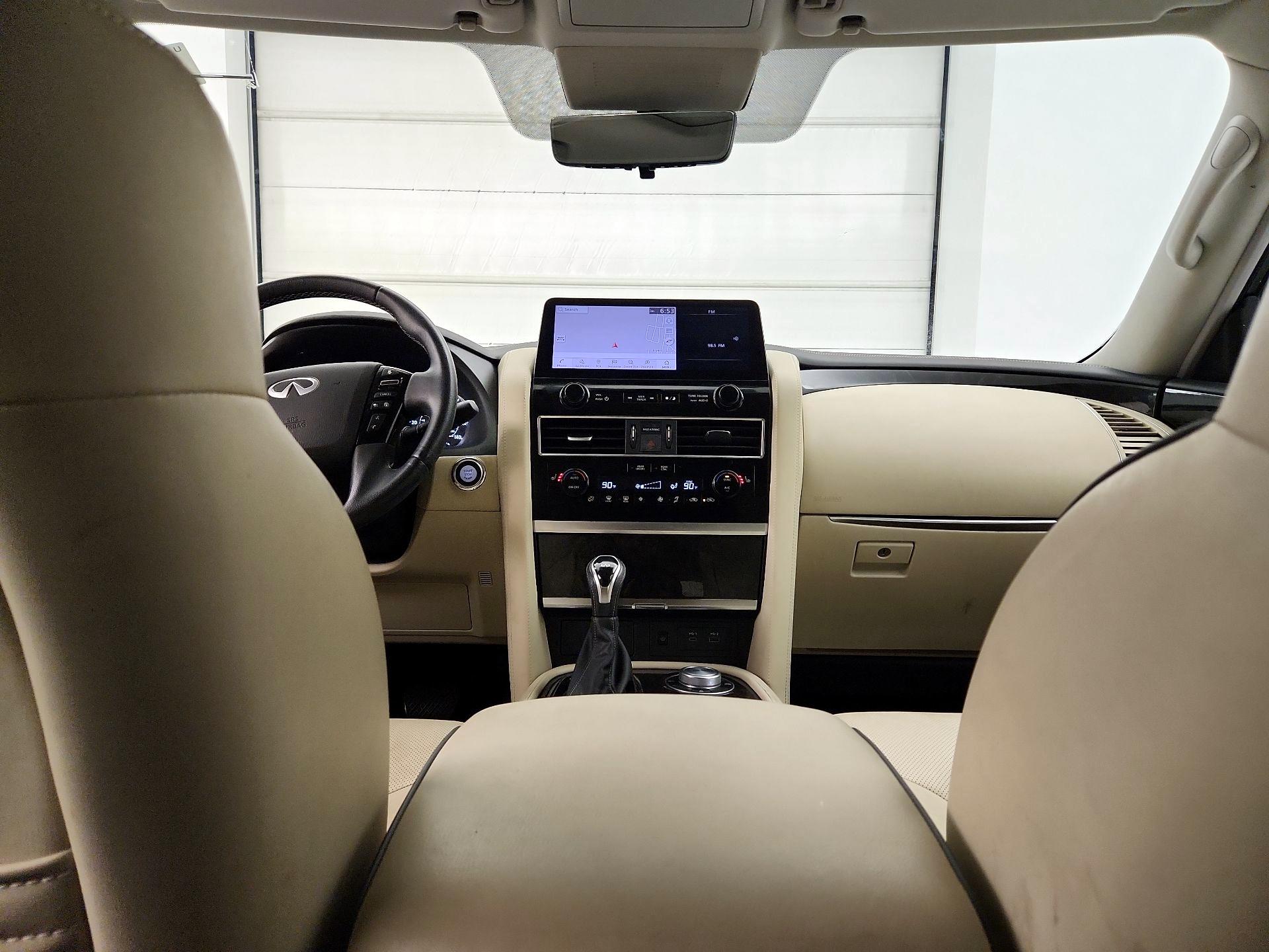 Thumbnail: 2024 INFINITI QX80 - 9