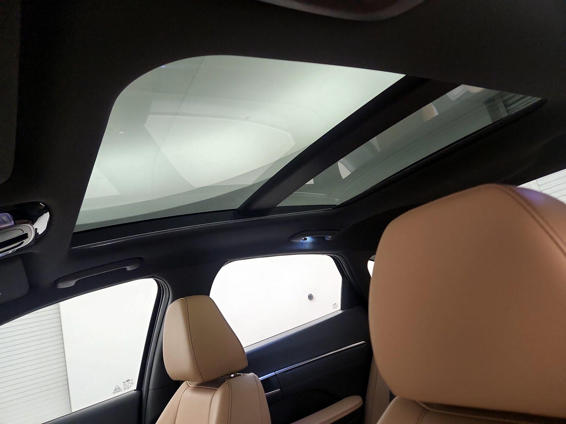 Thumbnail: 2023 Hyundai Sonata - 18