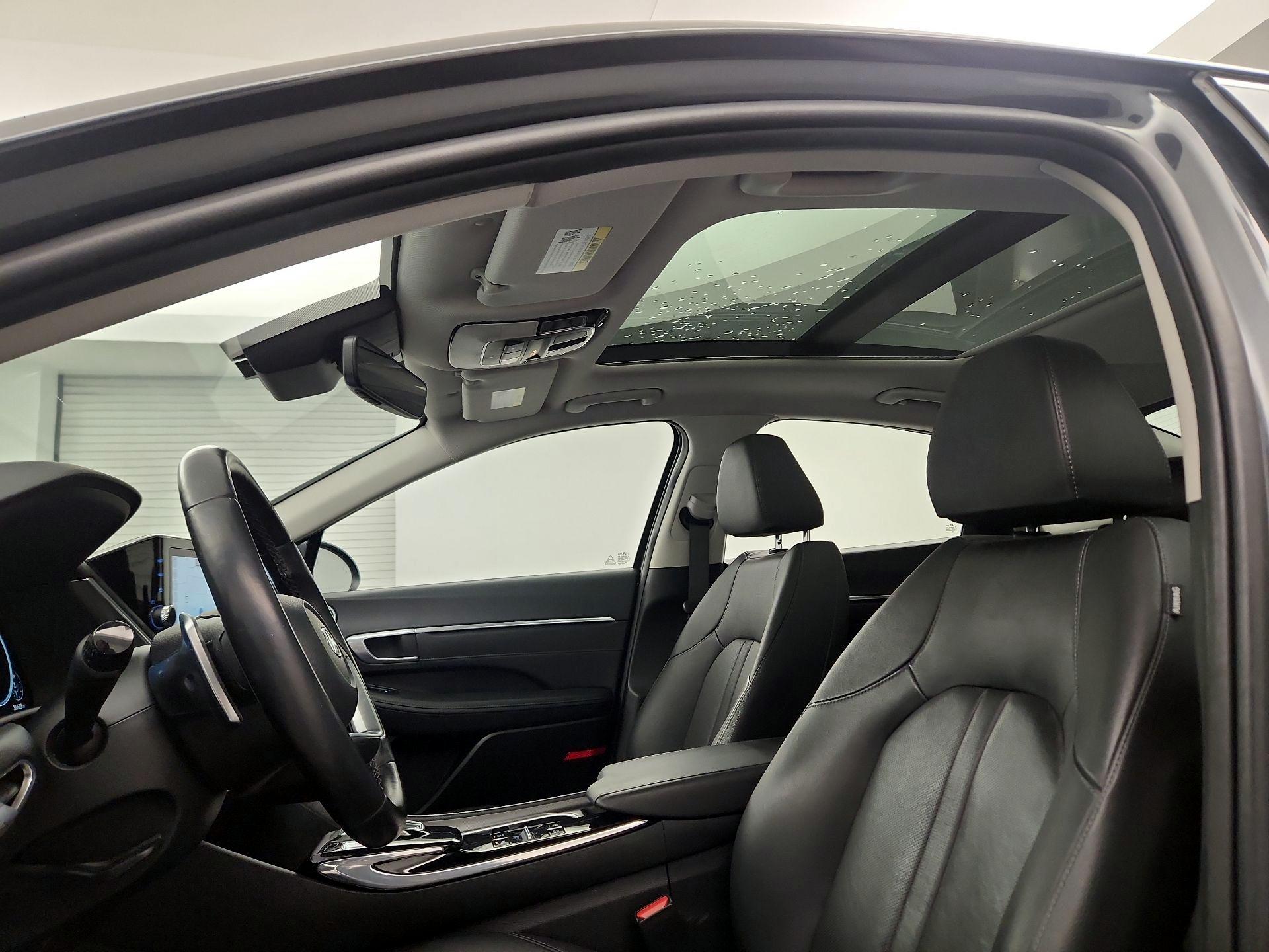 Thumbnail: 2023 Hyundai Sonata - 18