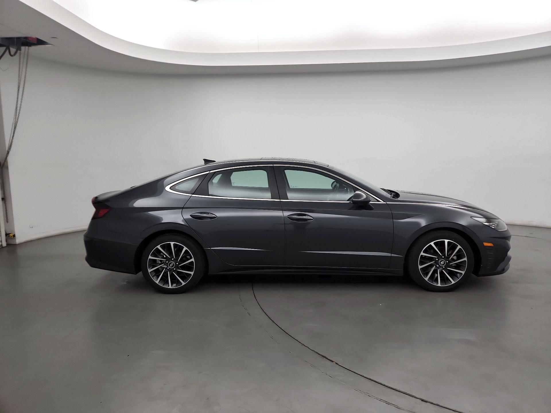 Thumbnail: 2023 Hyundai Sonata - 4