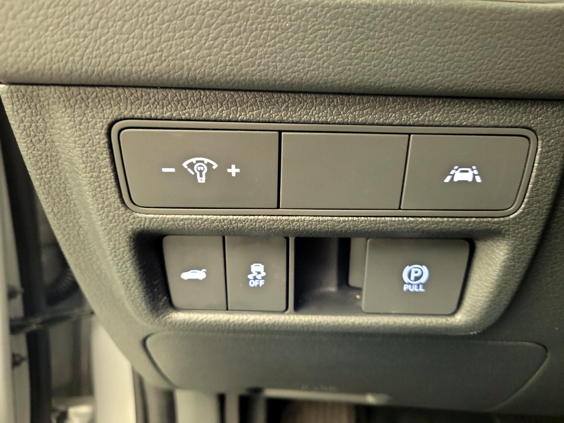 Thumbnail: 2023 Hyundai Sonata - 11