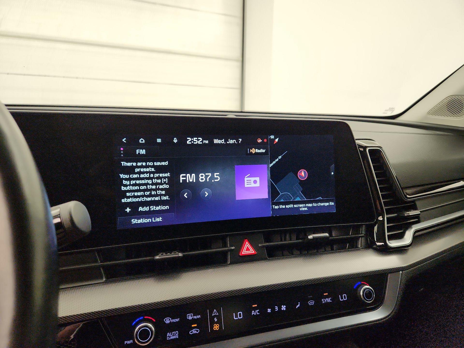 Thumbnail: 2023 Kia Sportage - 16