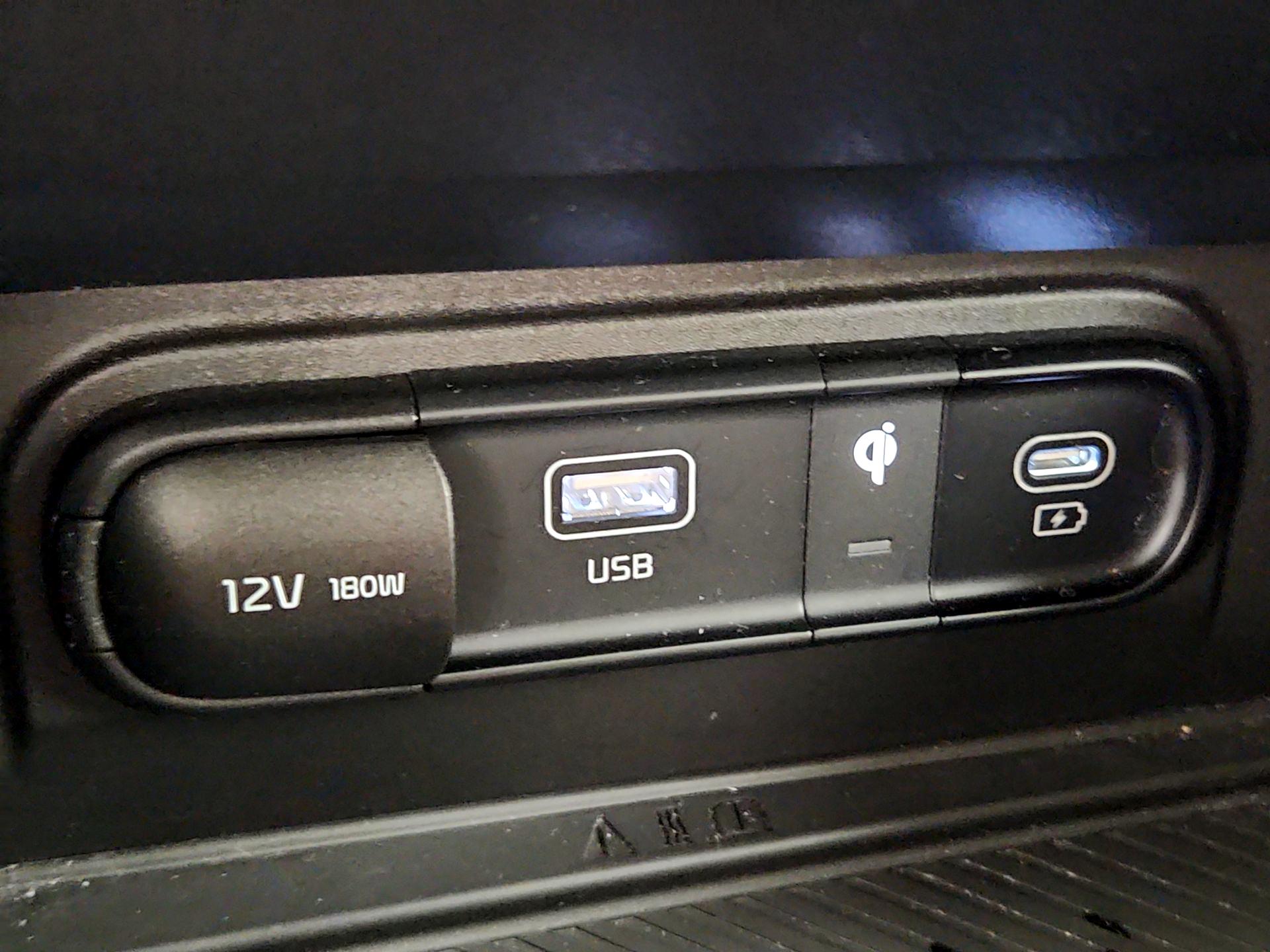 Thumbnail: 2023 Kia Sportage - 19