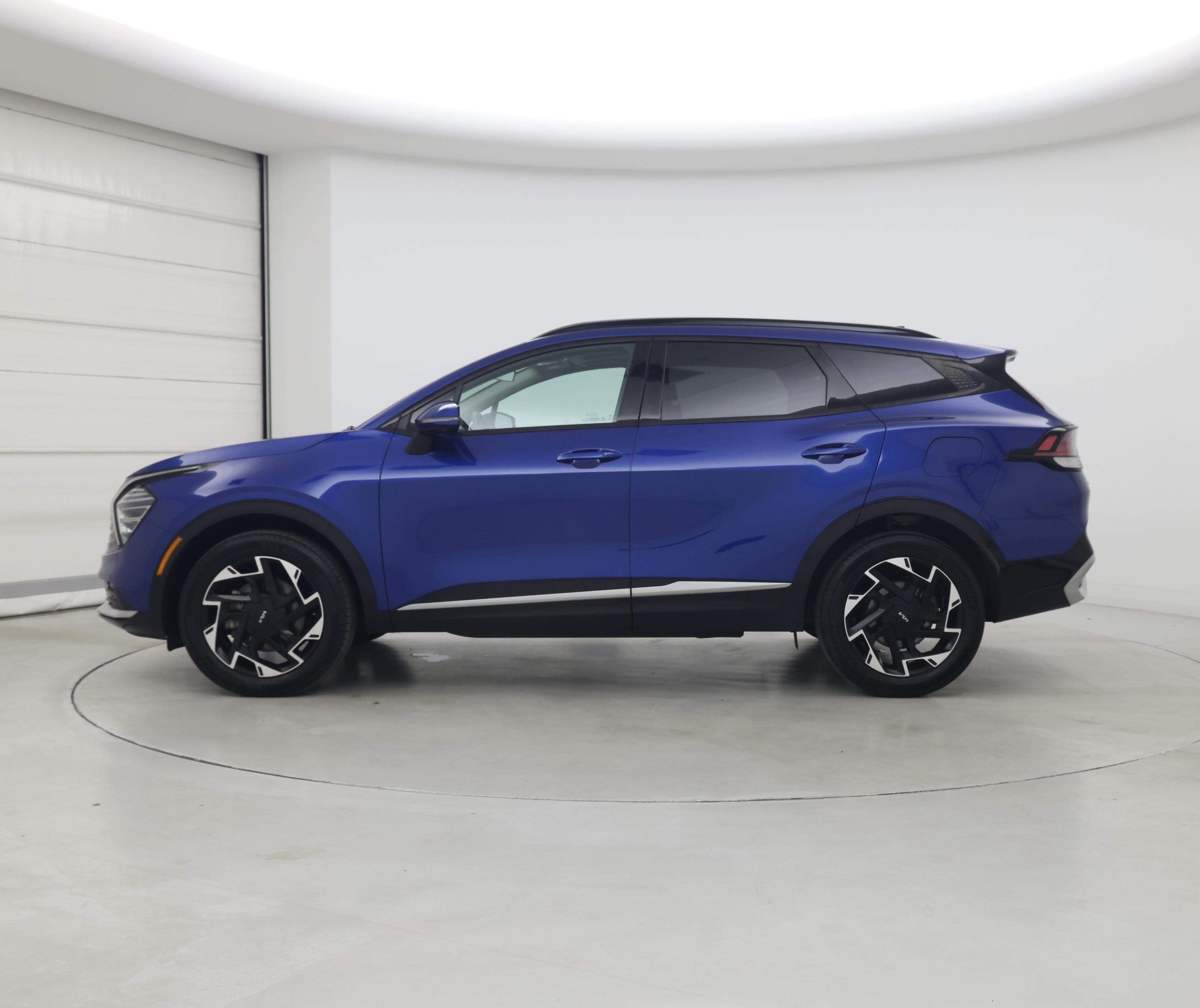 Thumbnail: 2023 Kia Sportage - 3