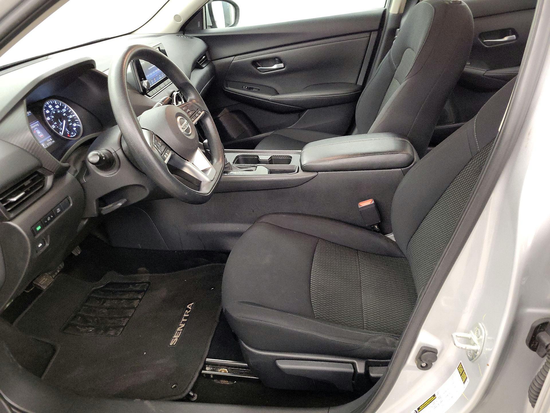 Thumbnail: 2023 Nissan Sentra - 11