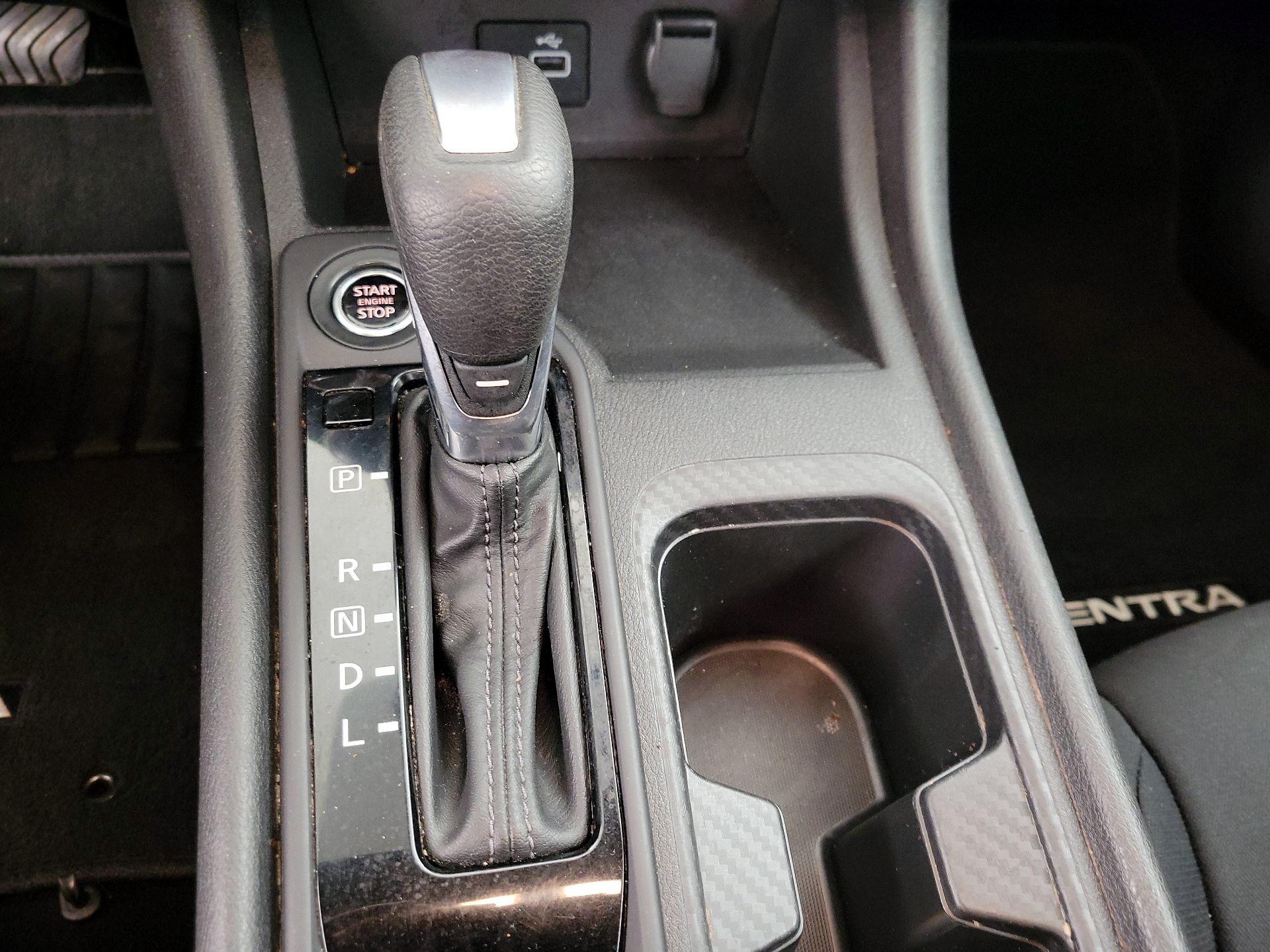 Thumbnail: 2023 Nissan Sentra - 17