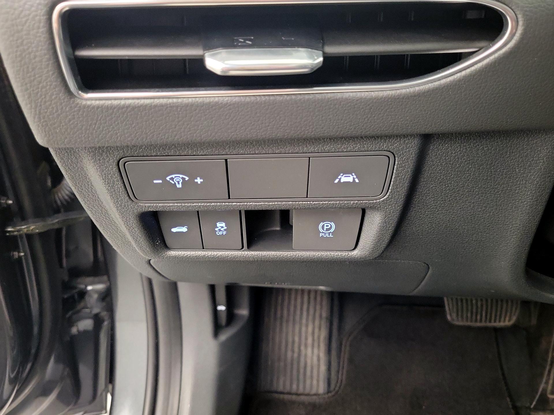 Thumbnail: 2023 Hyundai Sonata - 11