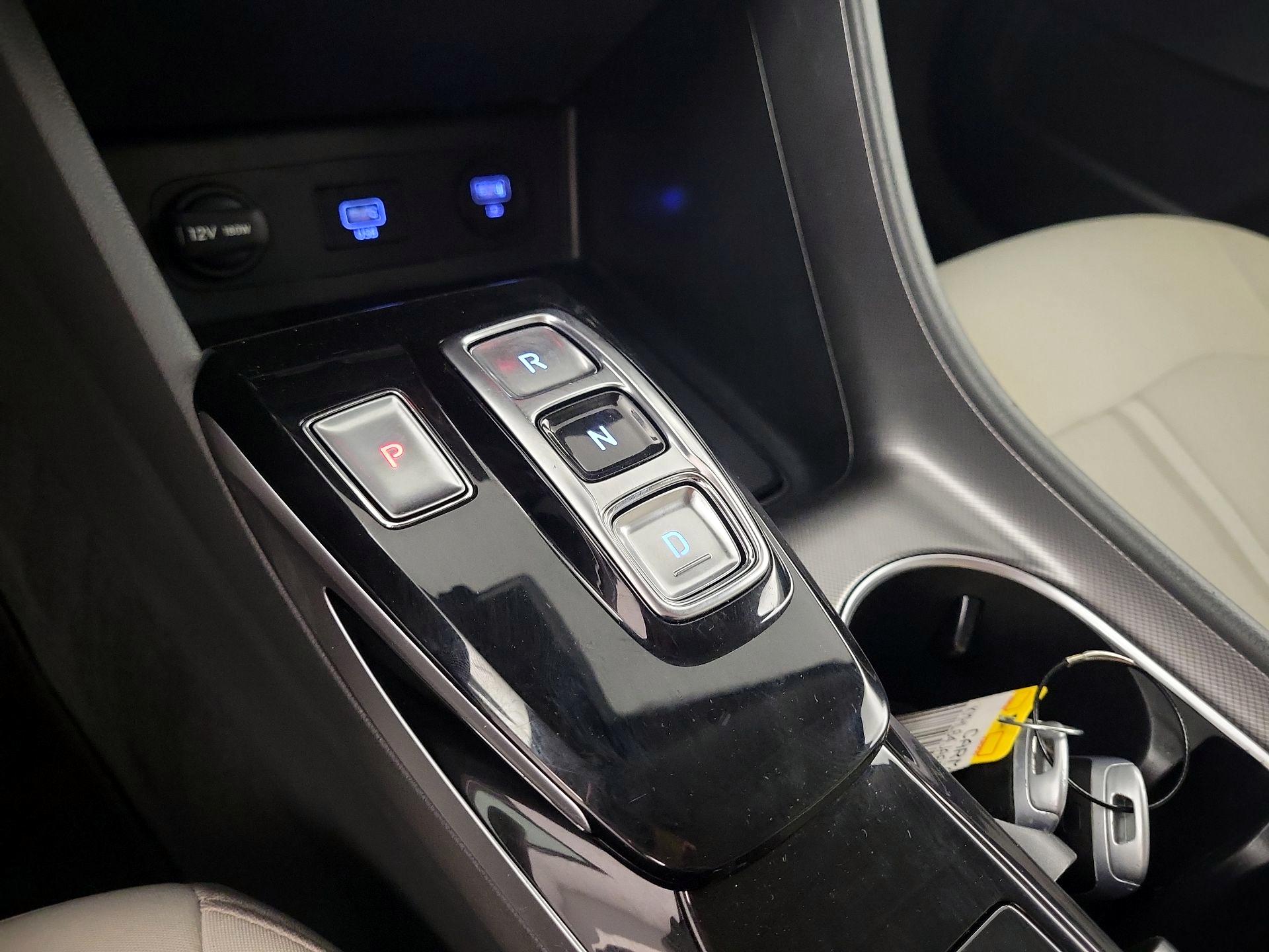 Thumbnail: 2023 Hyundai Sonata - 16