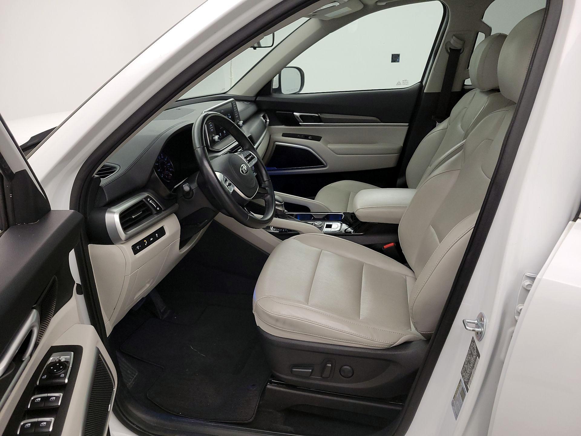 Thumbnail: 2020 Kia Telluride - 11