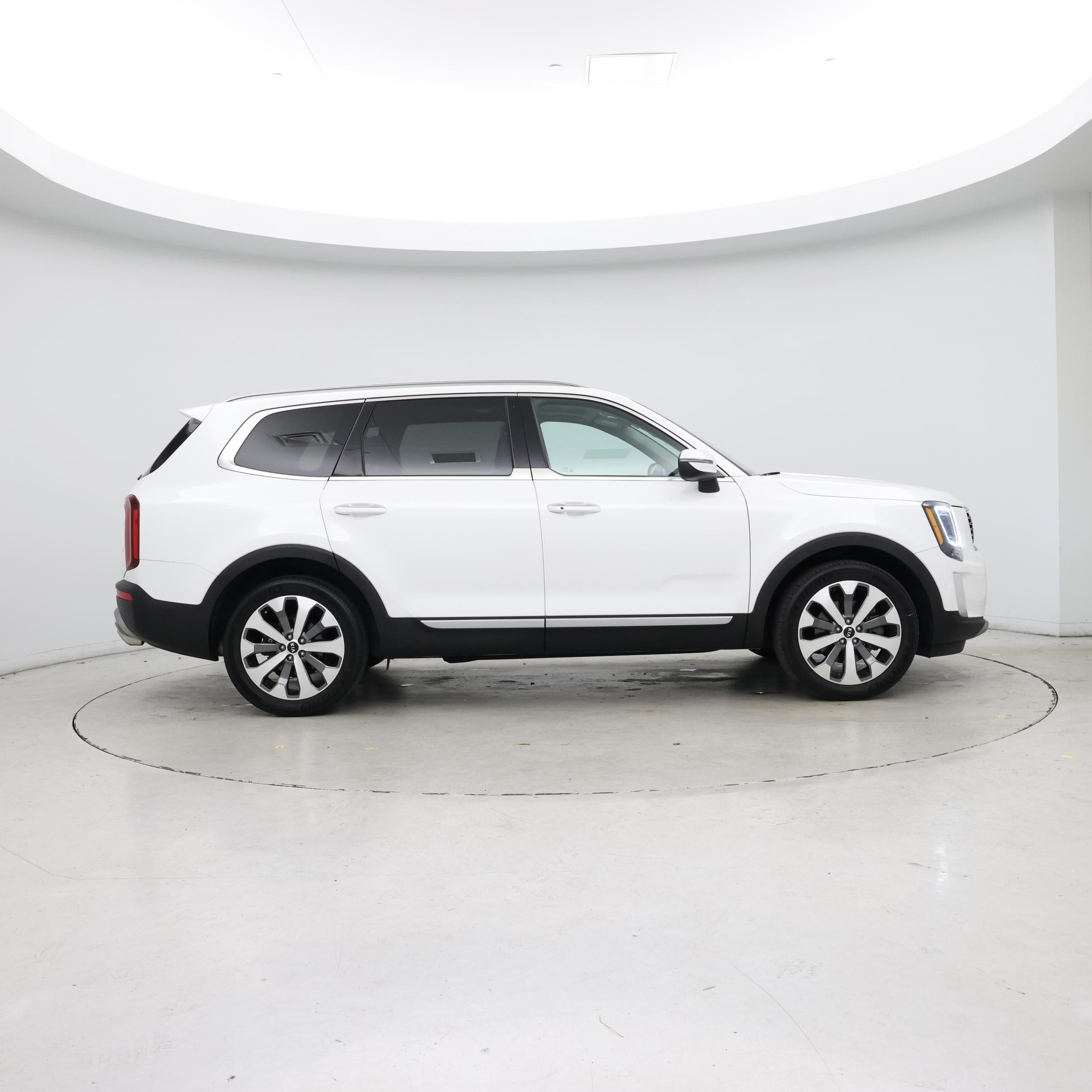 Thumbnail: 2020 Kia Telluride - 7