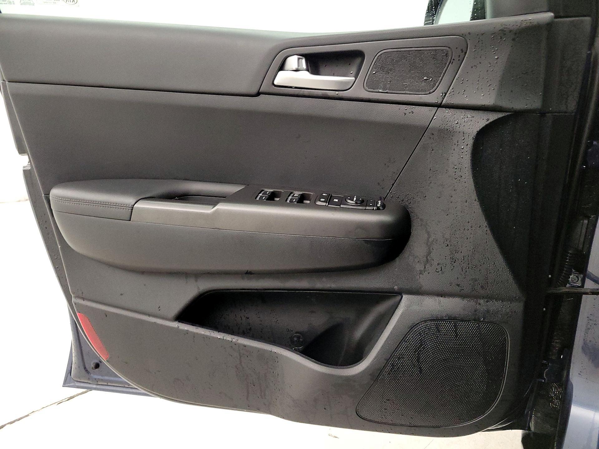 Thumbnail: 2022 Kia Sportage - 12