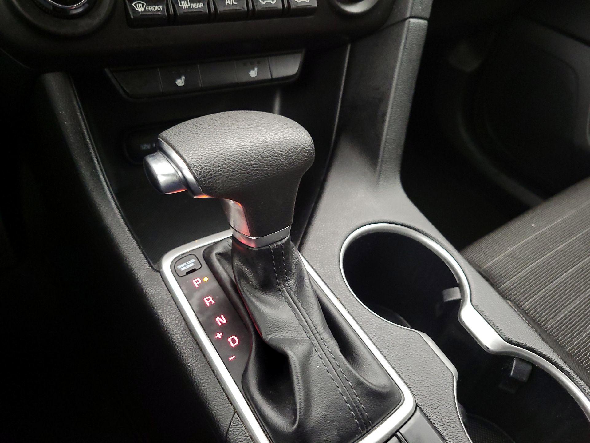 Thumbnail: 2022 Kia Sportage - 17