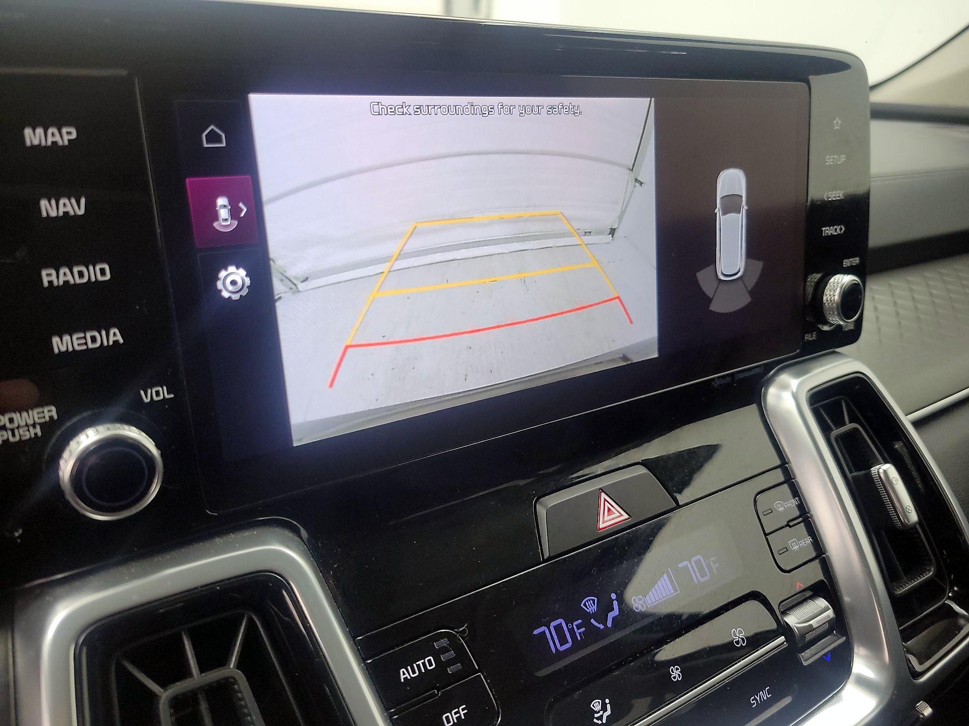 Thumbnail: 2023 Kia Sorento - 15