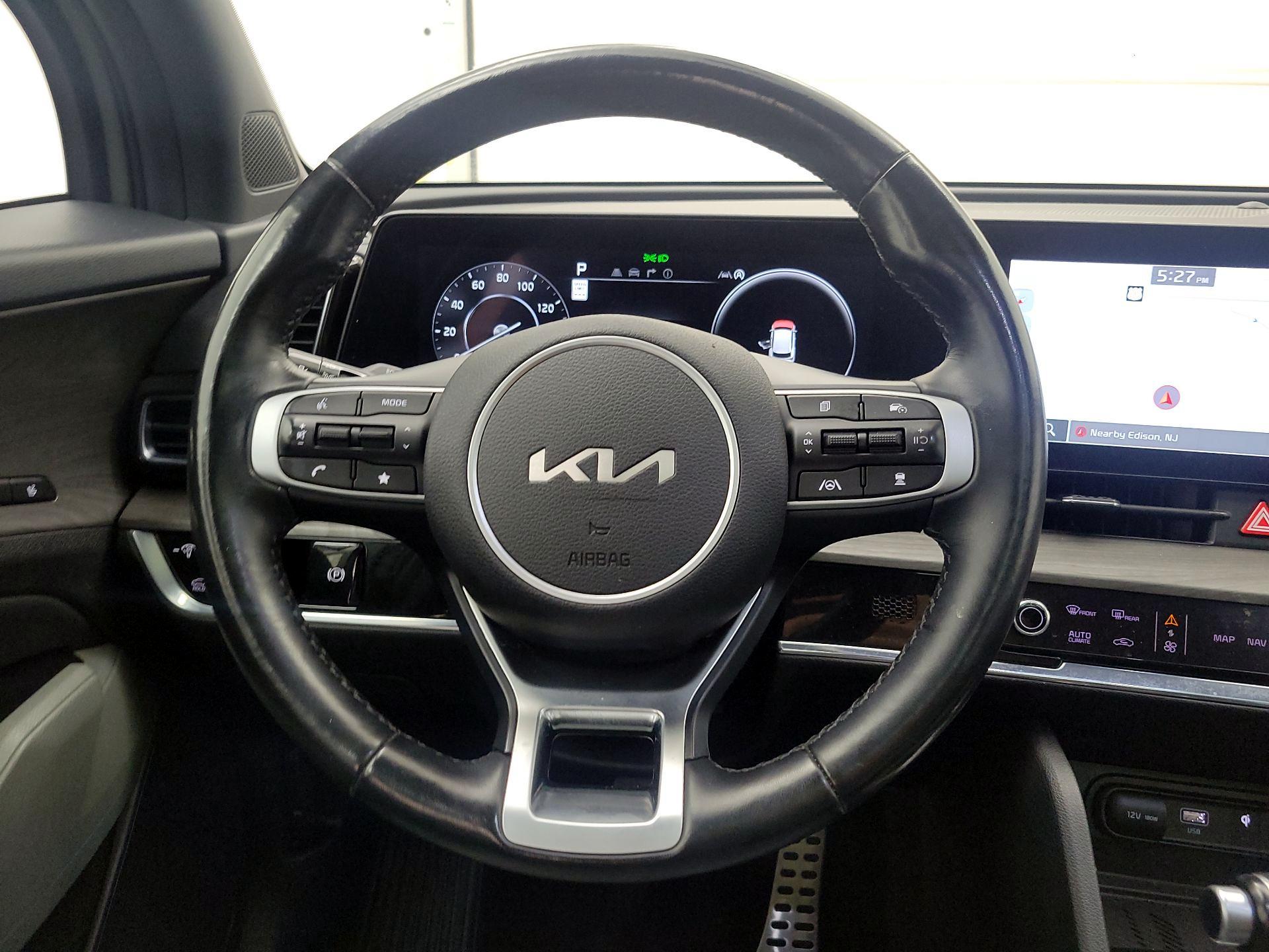 Thumbnail: 2023 Kia Sportage - 10