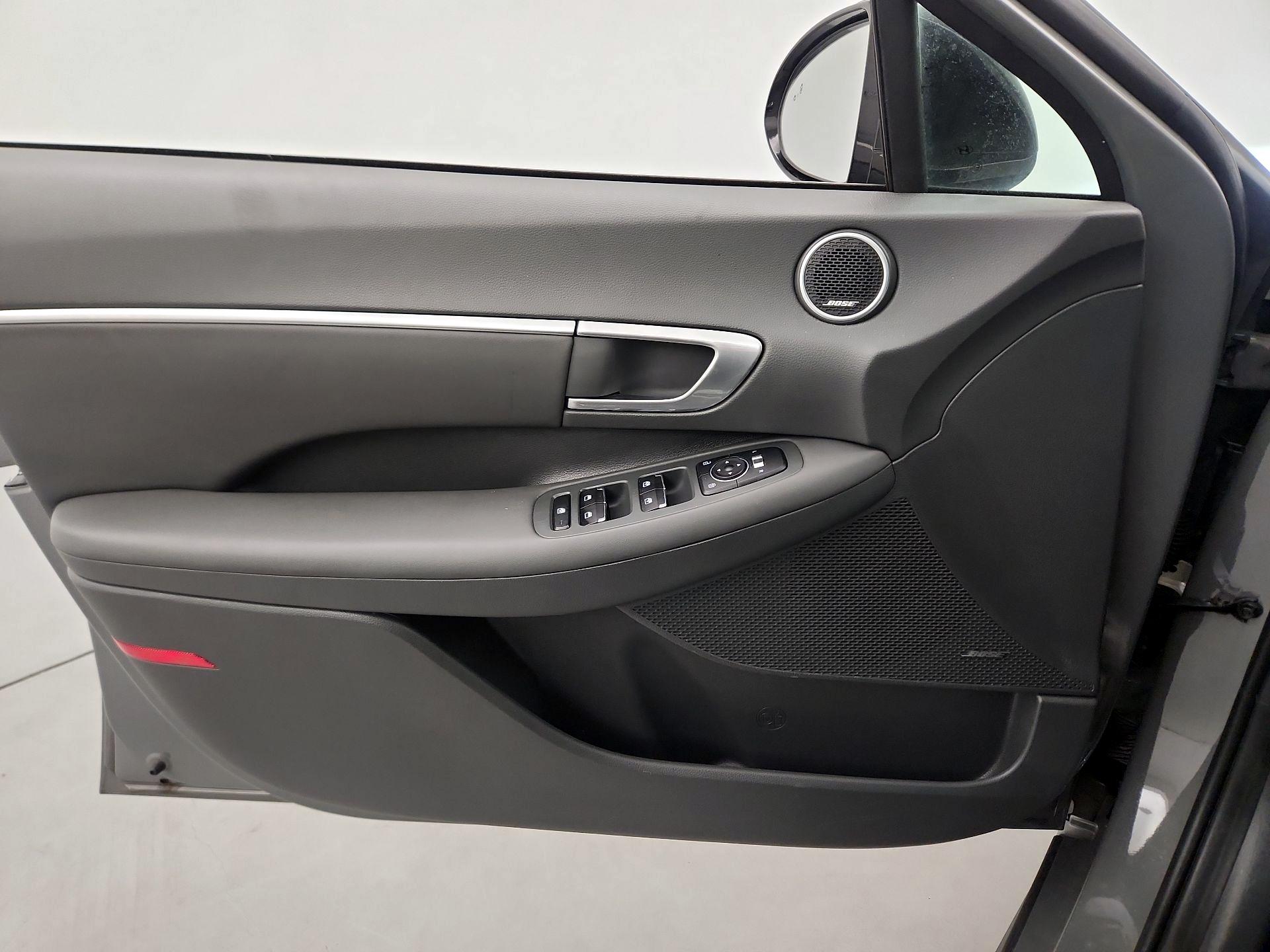 Thumbnail: 2023 Hyundai Sonata - 12