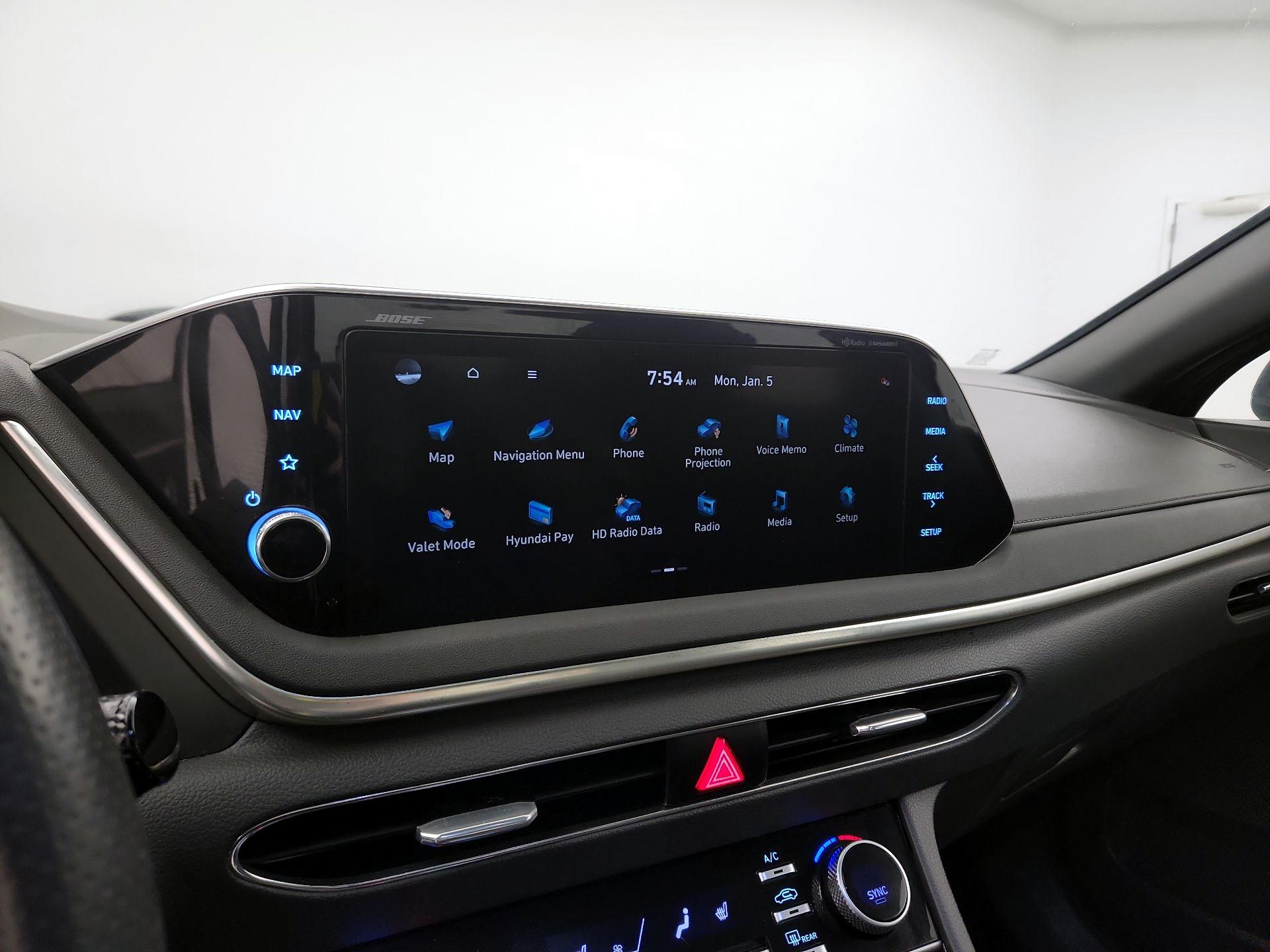 Thumbnail: 2023 Hyundai Sonata - 16