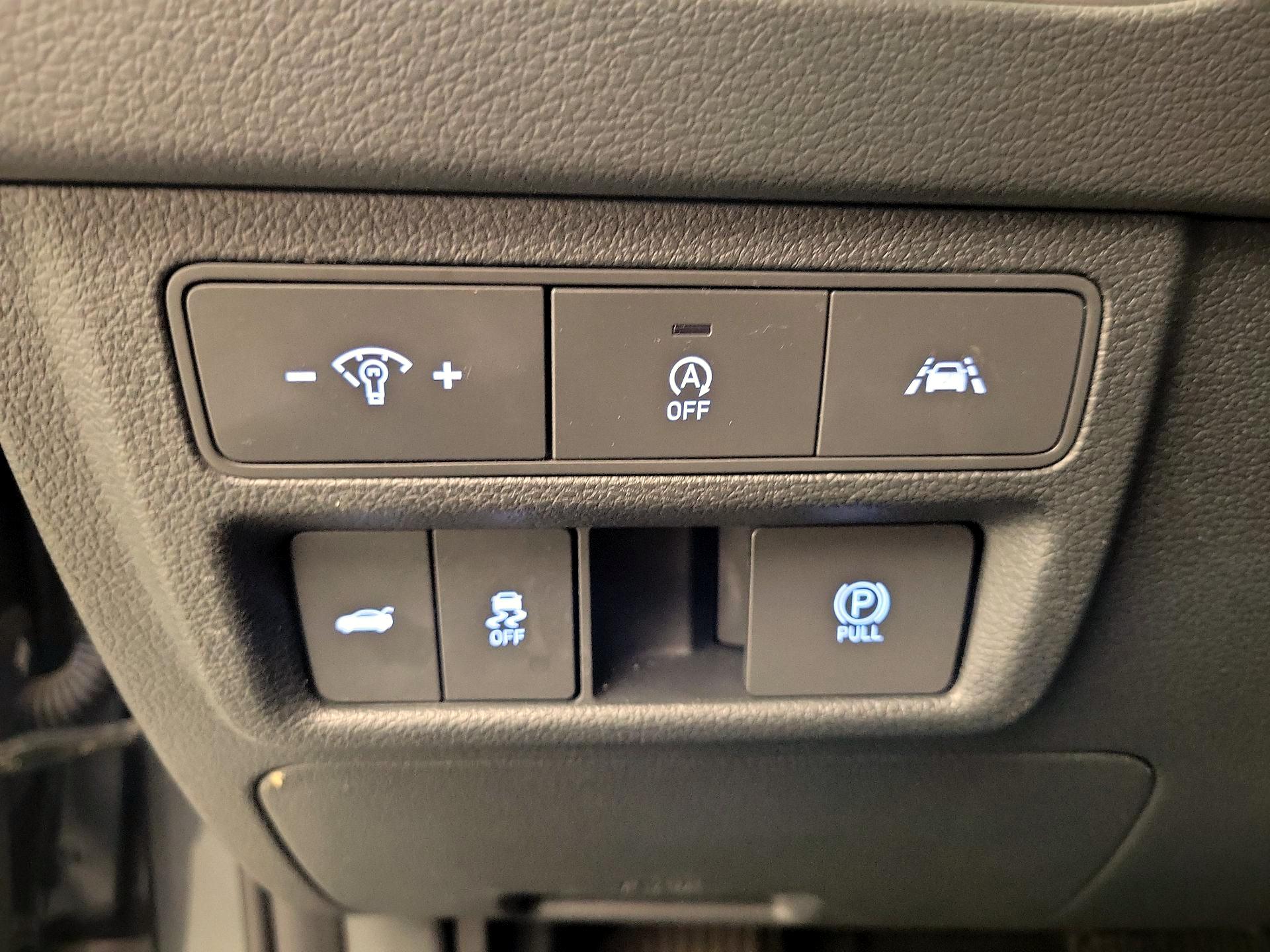 Thumbnail: 2023 Hyundai Sonata - 11