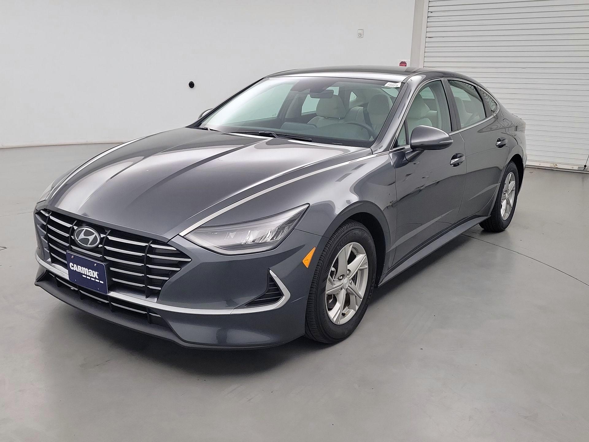 Thumbnail: 2023 Hyundai Sonata - 3