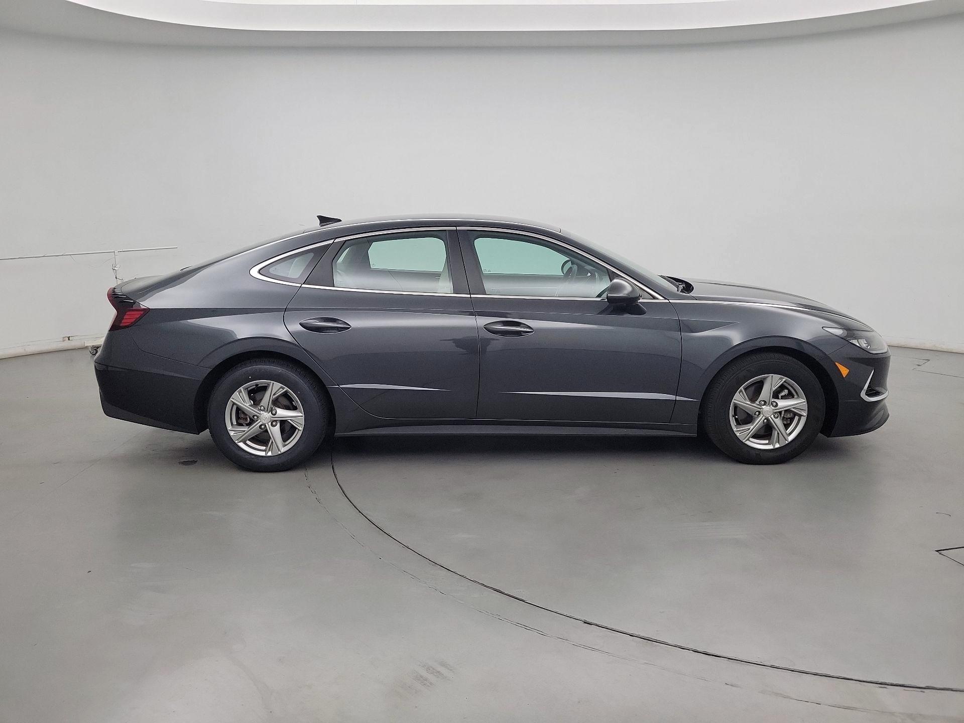 Thumbnail: 2023 Hyundai Sonata - 4