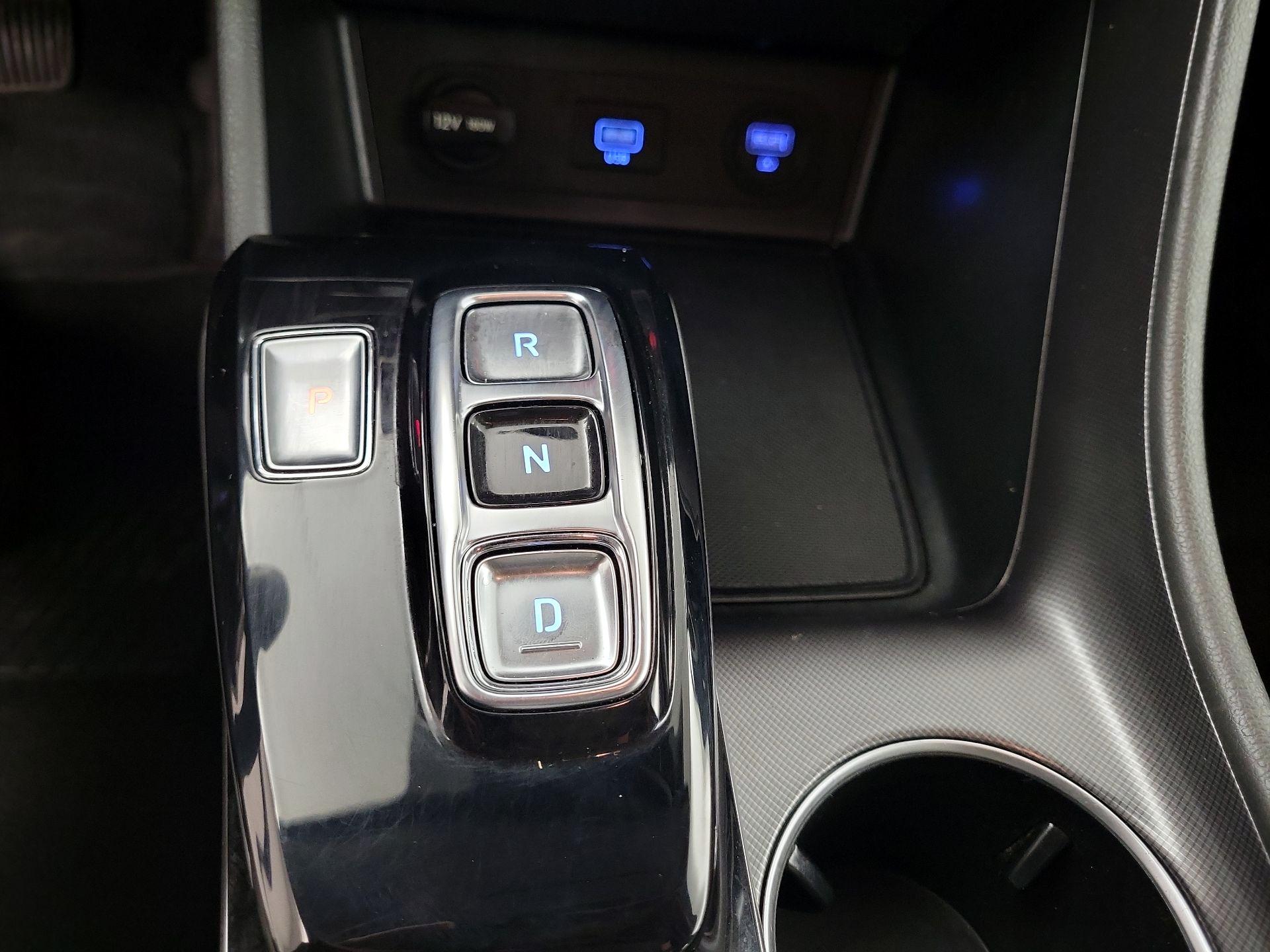 Thumbnail: 2023 Hyundai Sonata - 16