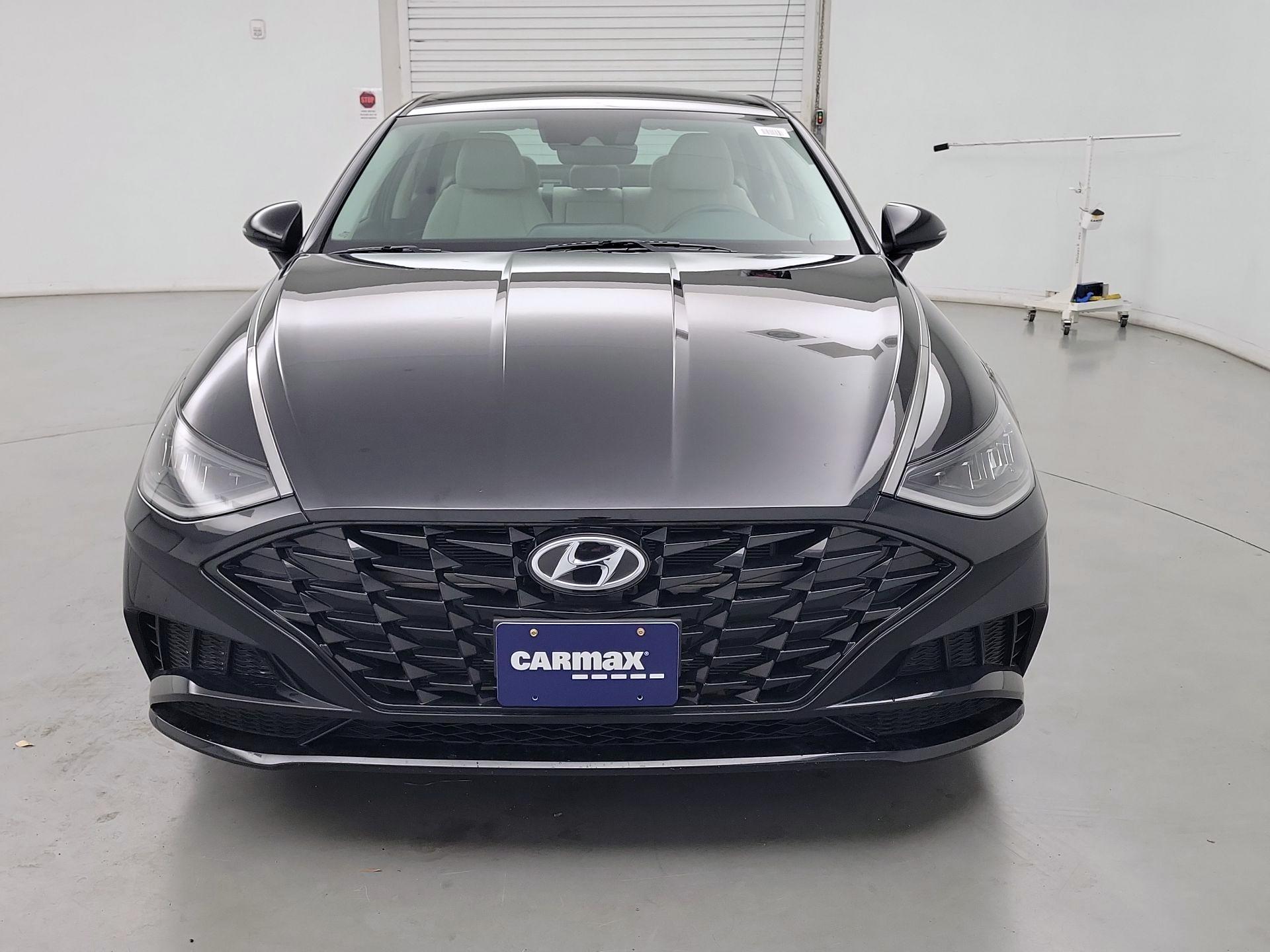 Thumbnail: 2023 Hyundai Sonata - 2