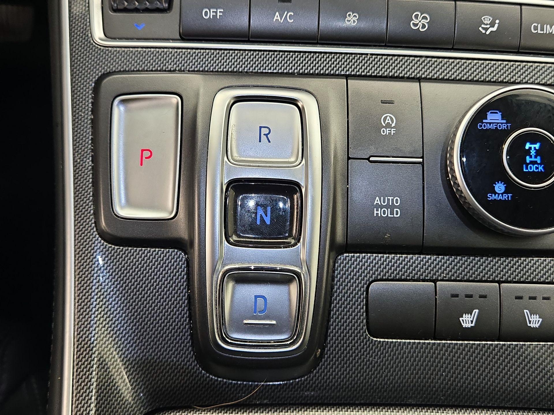 Thumbnail: 2022 Hyundai Santa Fe - 16