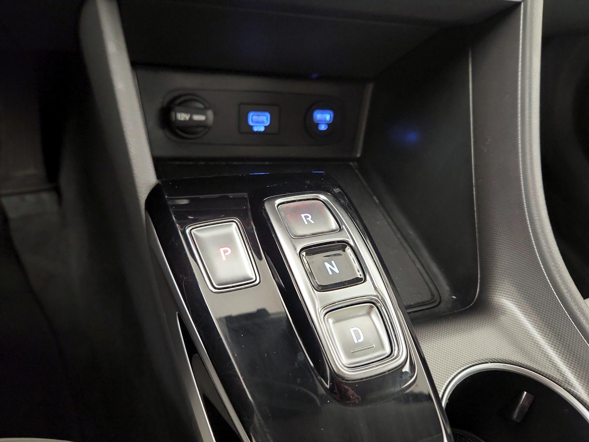 Thumbnail: 2023 Hyundai Sonata - 16