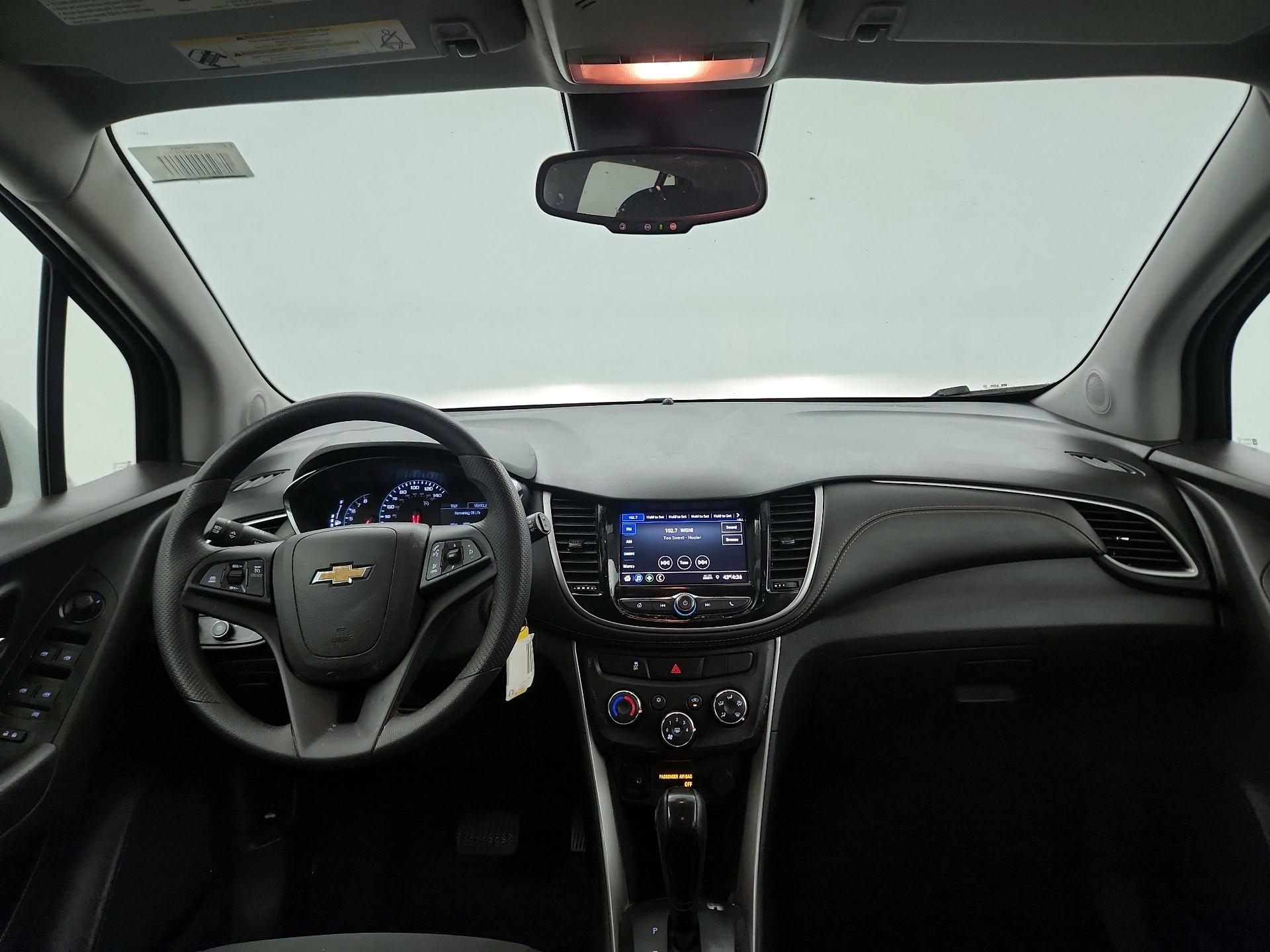 Thumbnail: 2021 Chevrolet Trax - 8