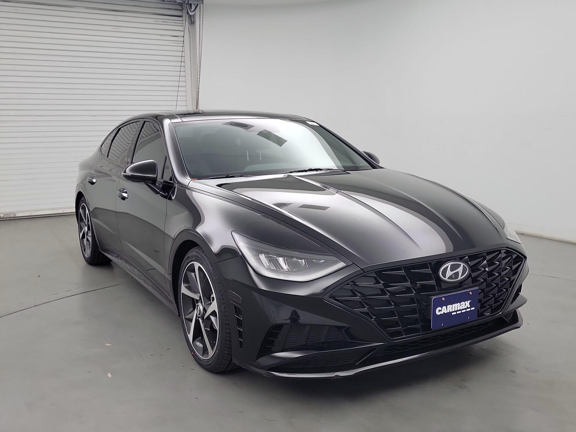 Thumbnail: 2023 Hyundai Sonata - 1