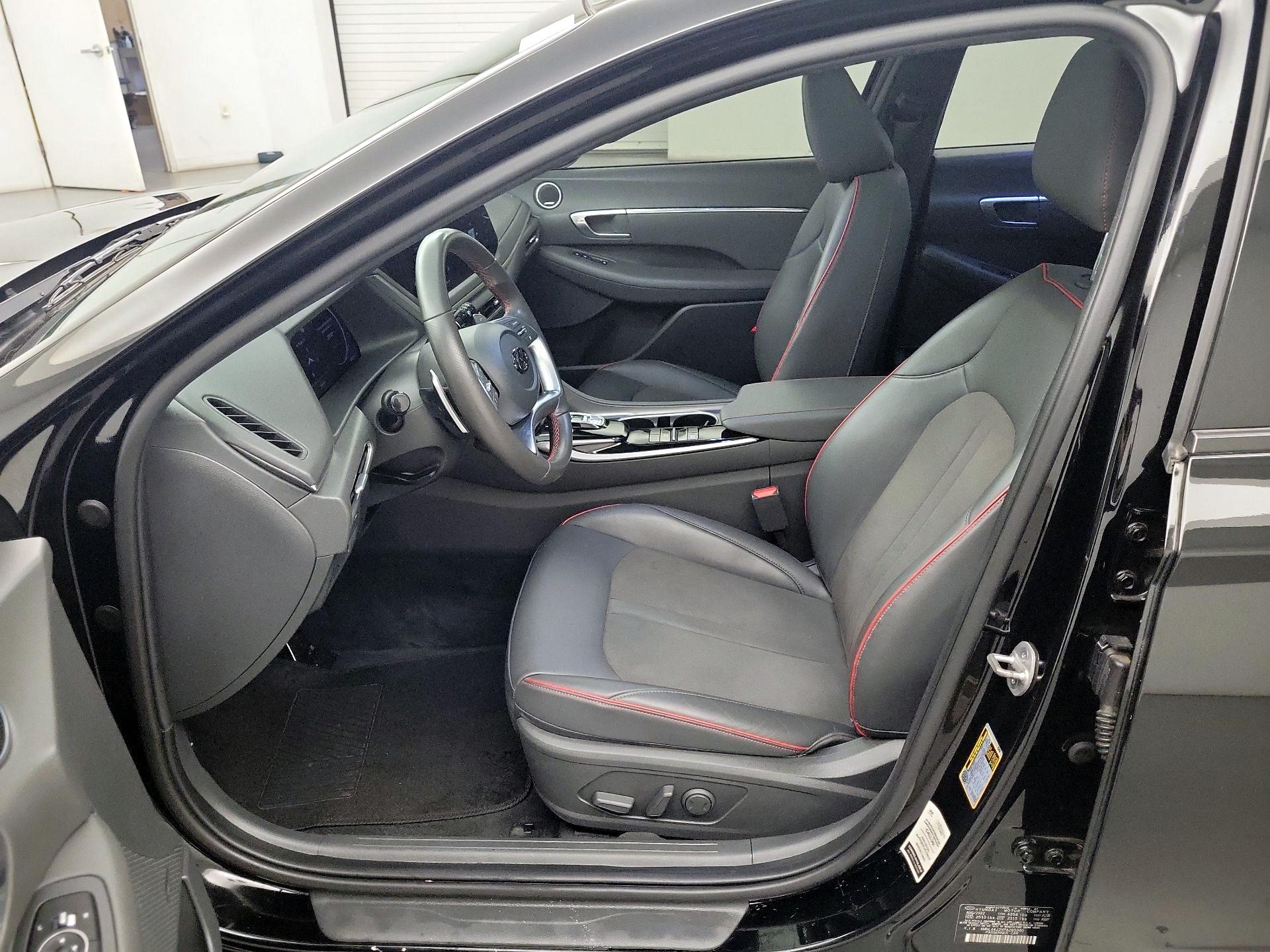 Thumbnail: 2023 Hyundai Sonata - 9