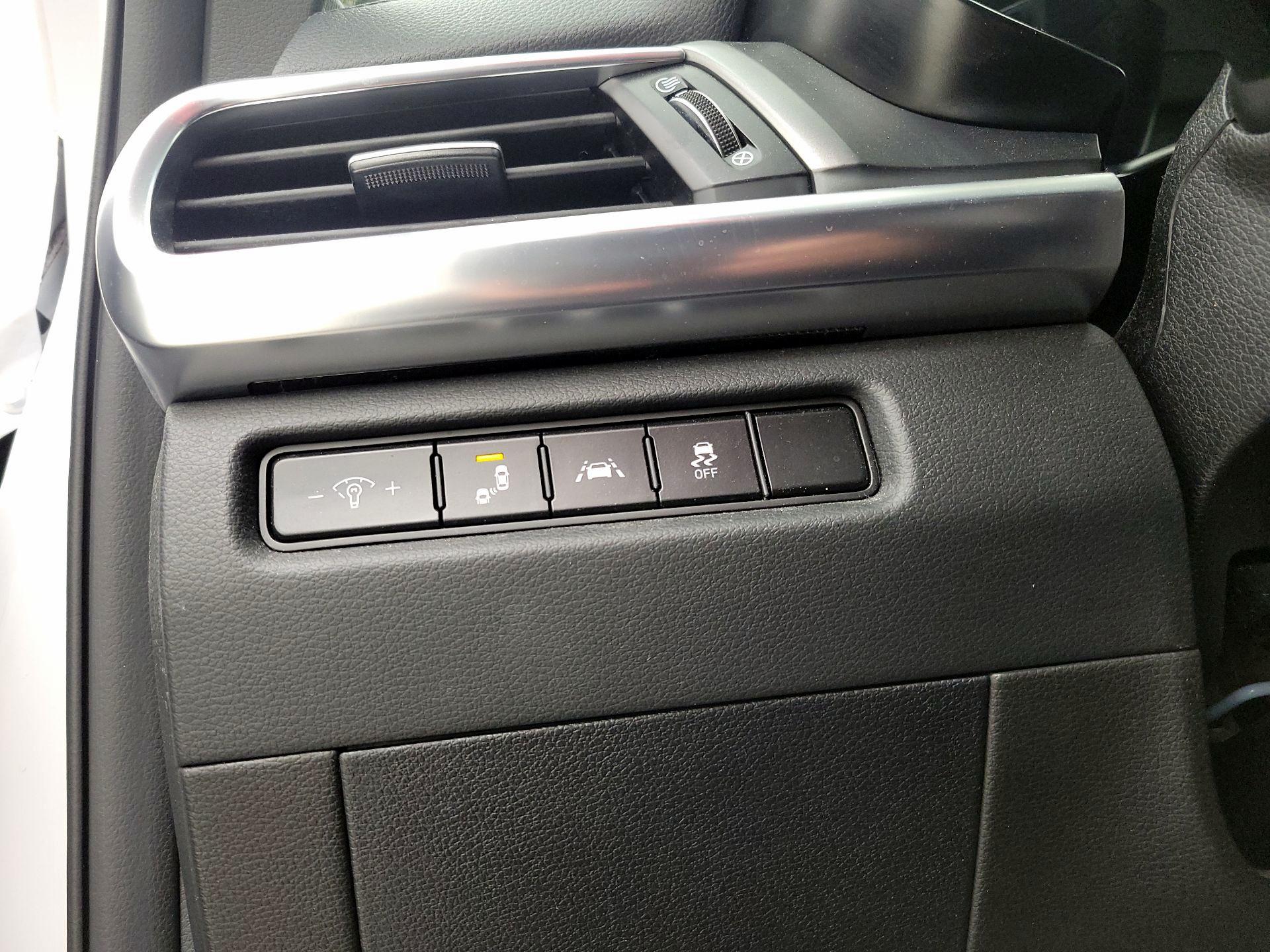 Thumbnail: 2022 Kia Telluride - 13