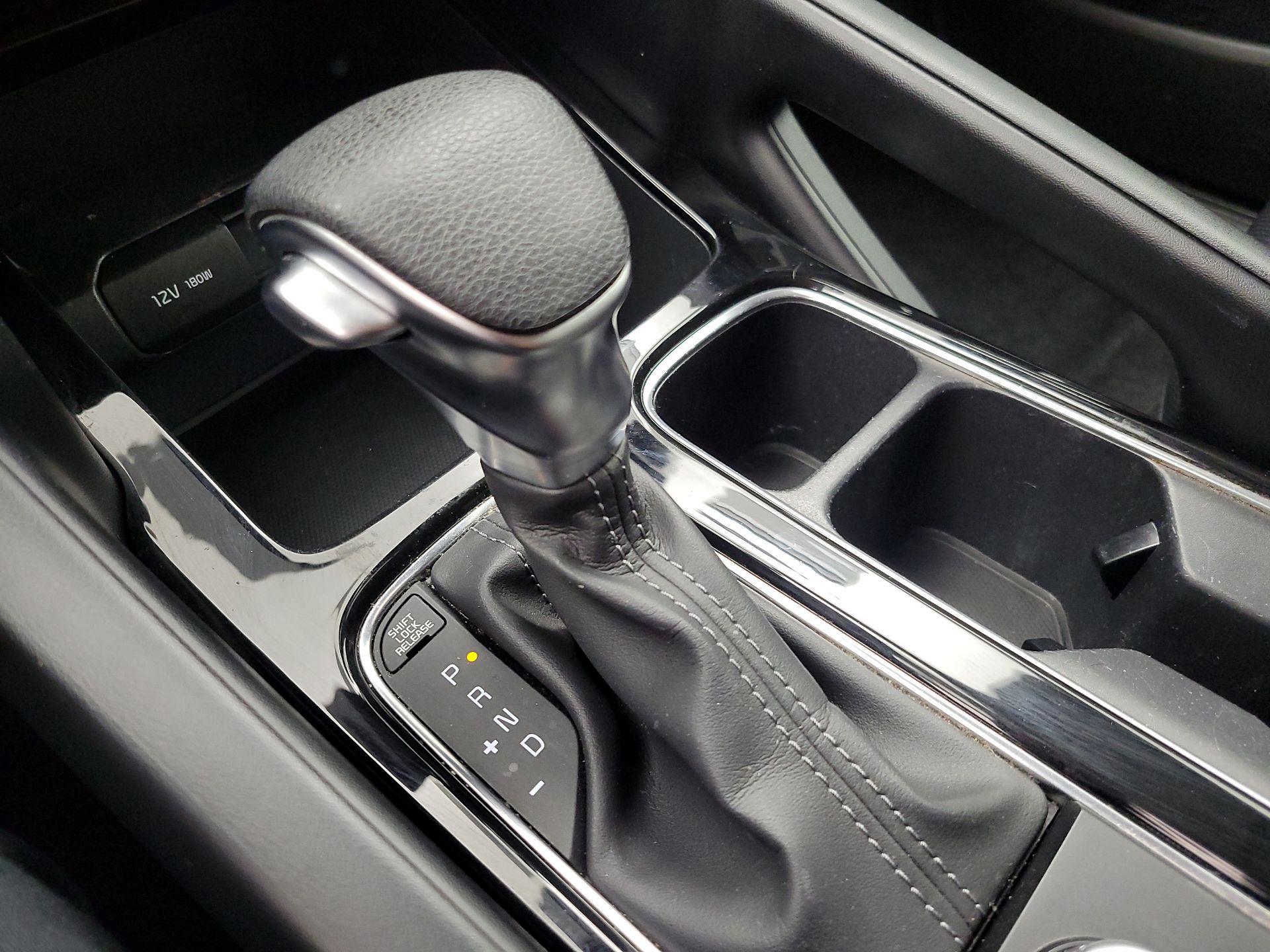 Thumbnail: 2022 Kia Telluride - 17