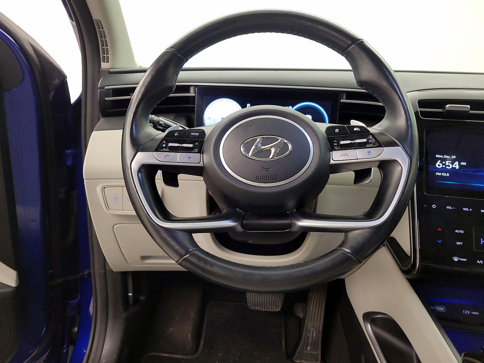 Thumbnail: 2023 Hyundai Tucson - 10