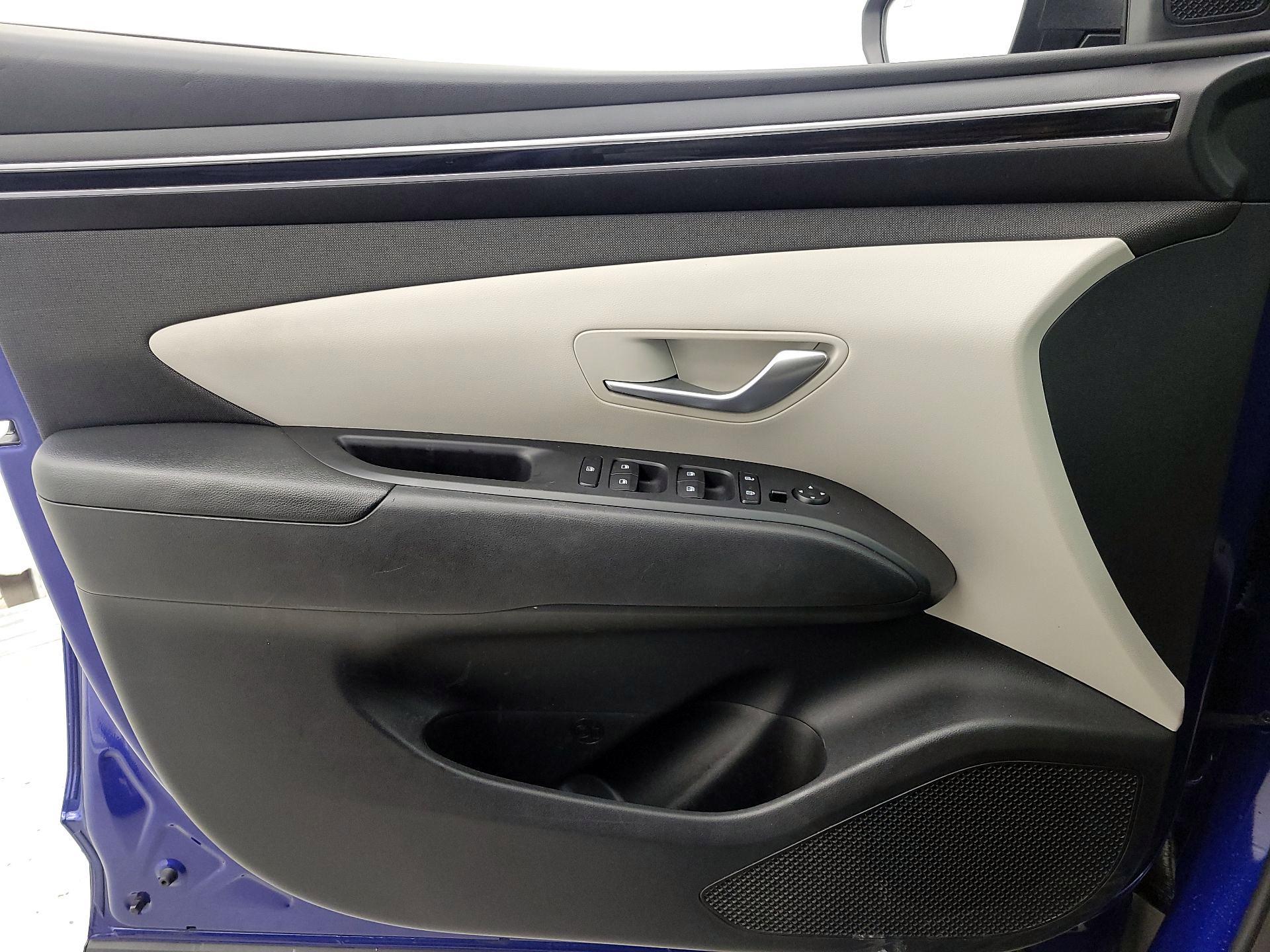 Thumbnail: 2023 Hyundai Tucson - 12