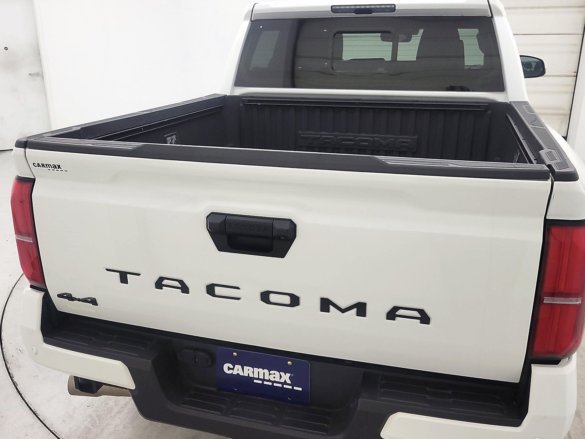 Thumbnail: 2024 Toyota Tacoma - 6